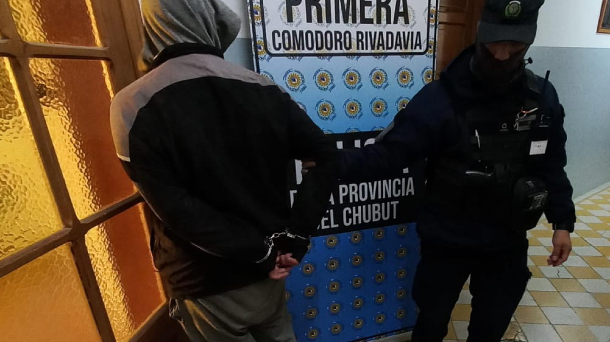Detuvieron a un hombre con pedido de captura en pleno centro