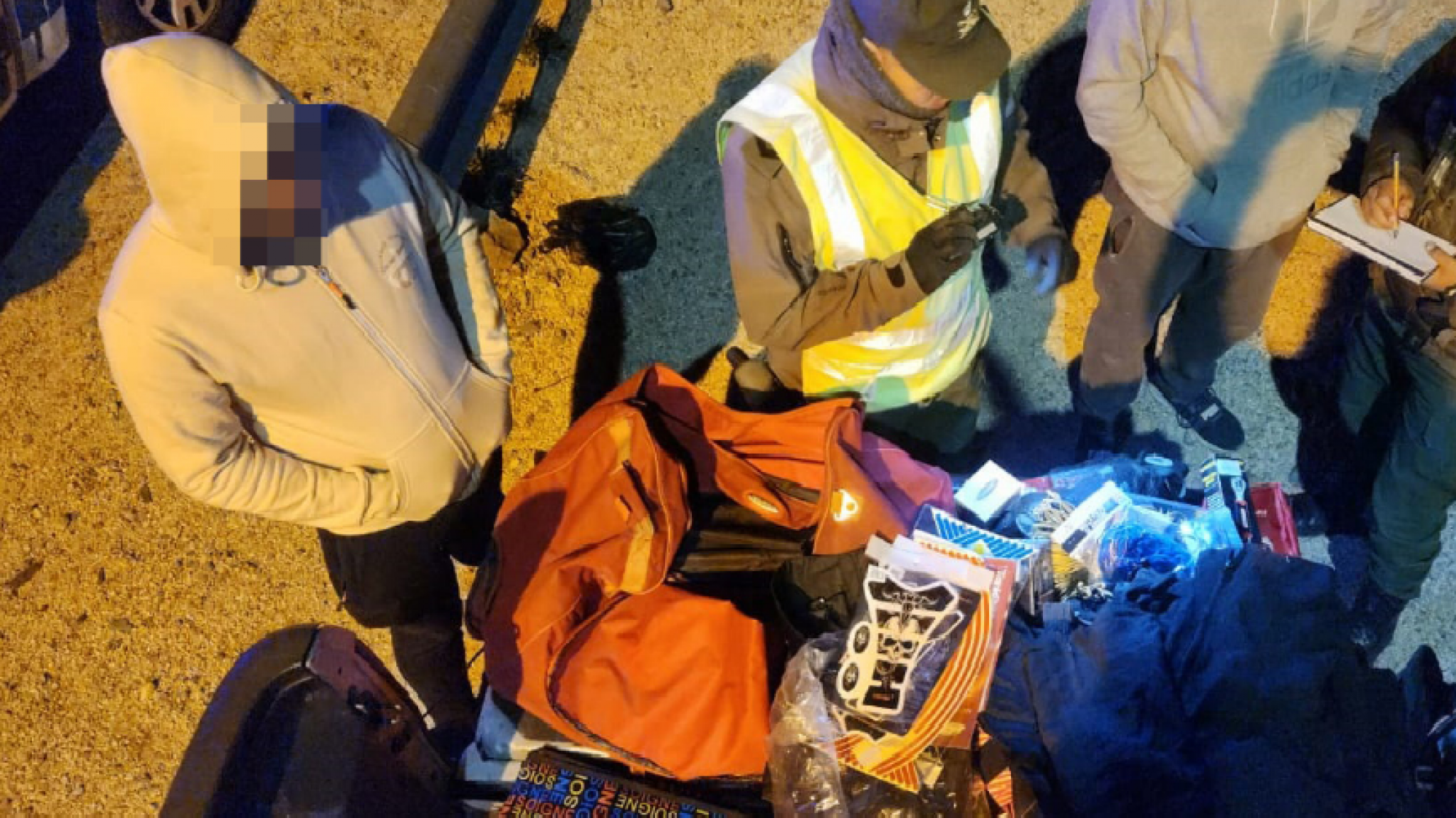 Gendarmería interceptó a dos personas con mercadería de contrabando en Ruta 7