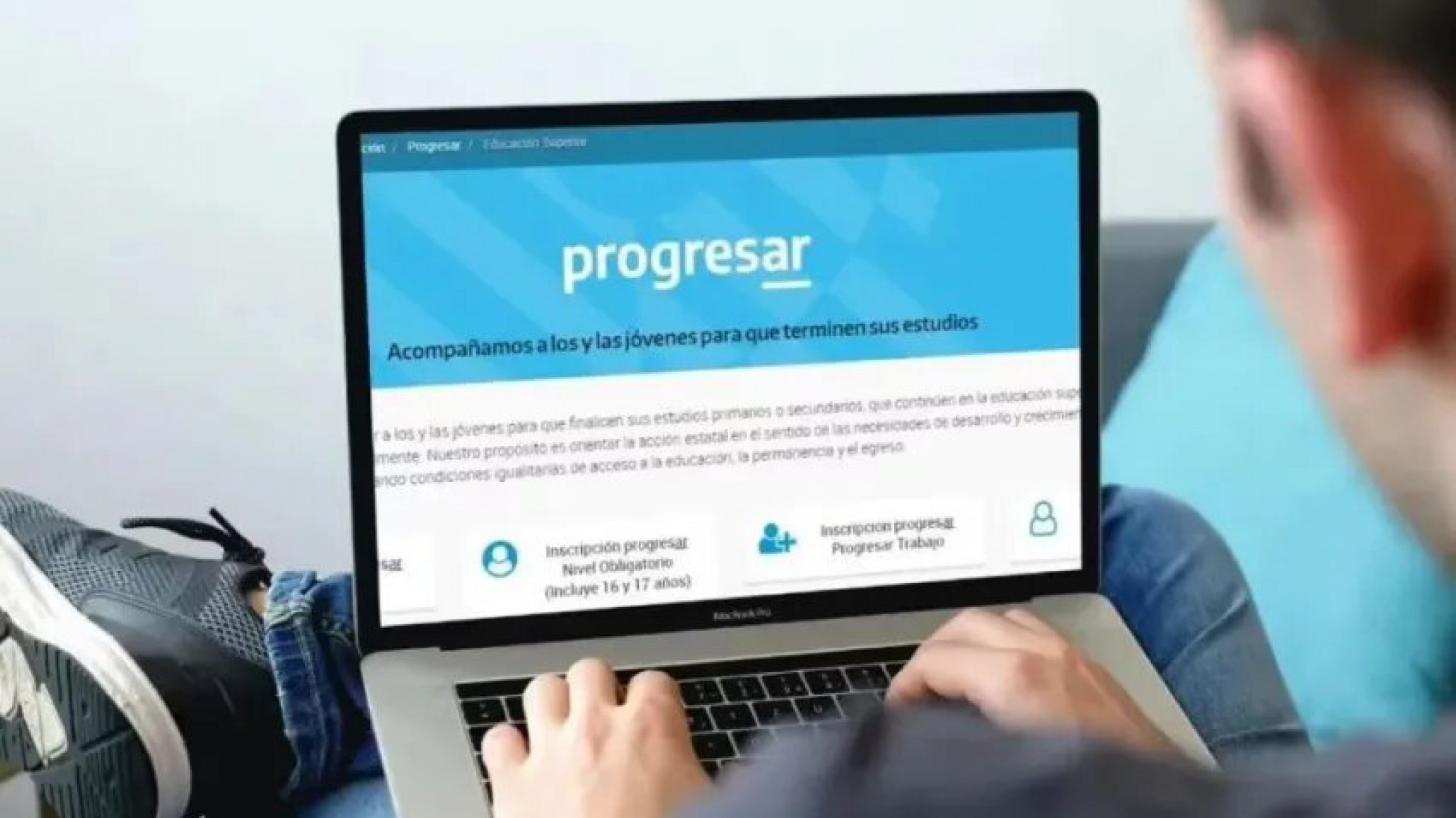 Becas Progresar: anunciaron un aumento del 75% y abrió una nueva inscripción