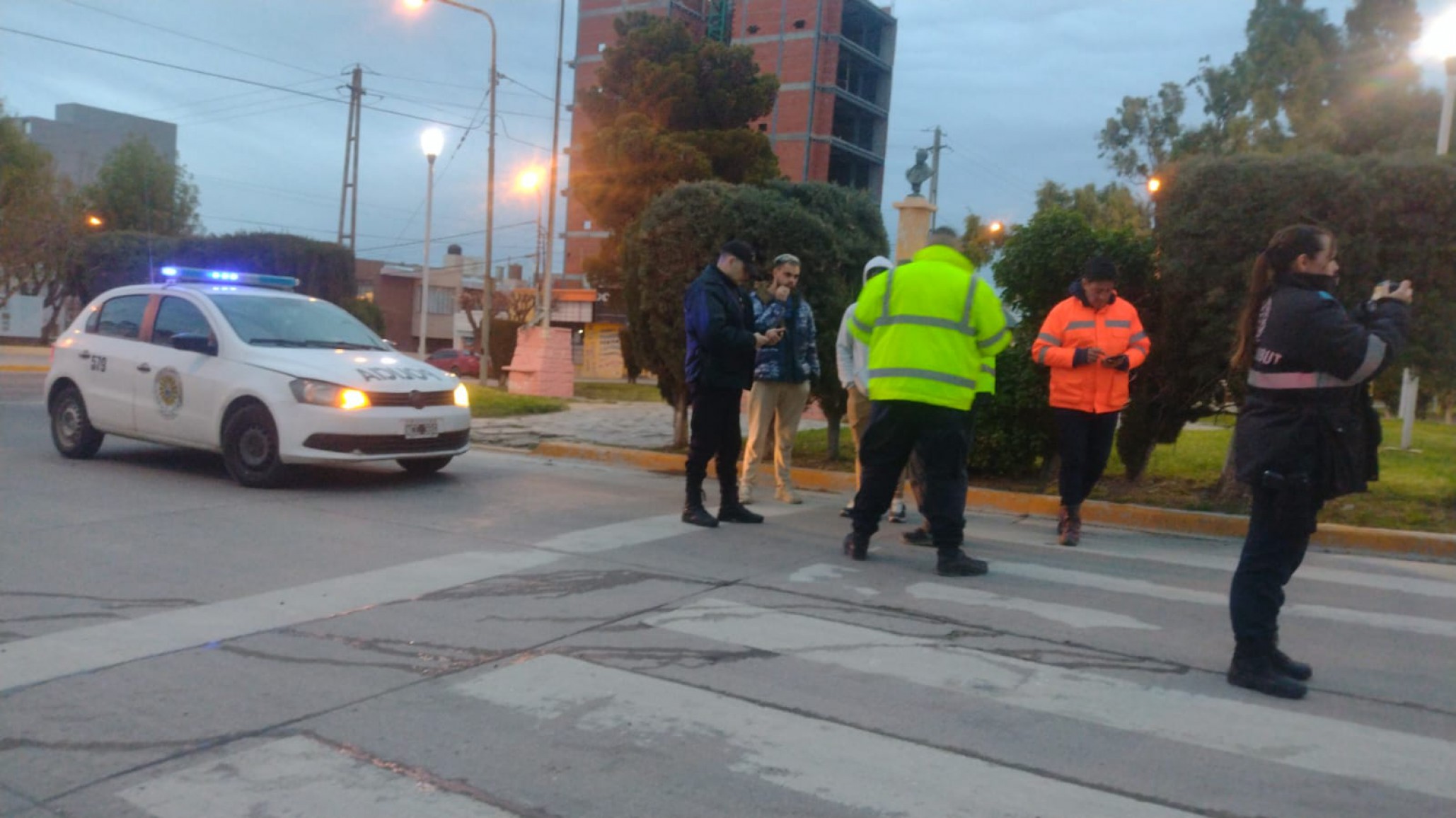 Conducía alcoholizado, chocó y sus dos acompañantes fueron trasladadas al hospital