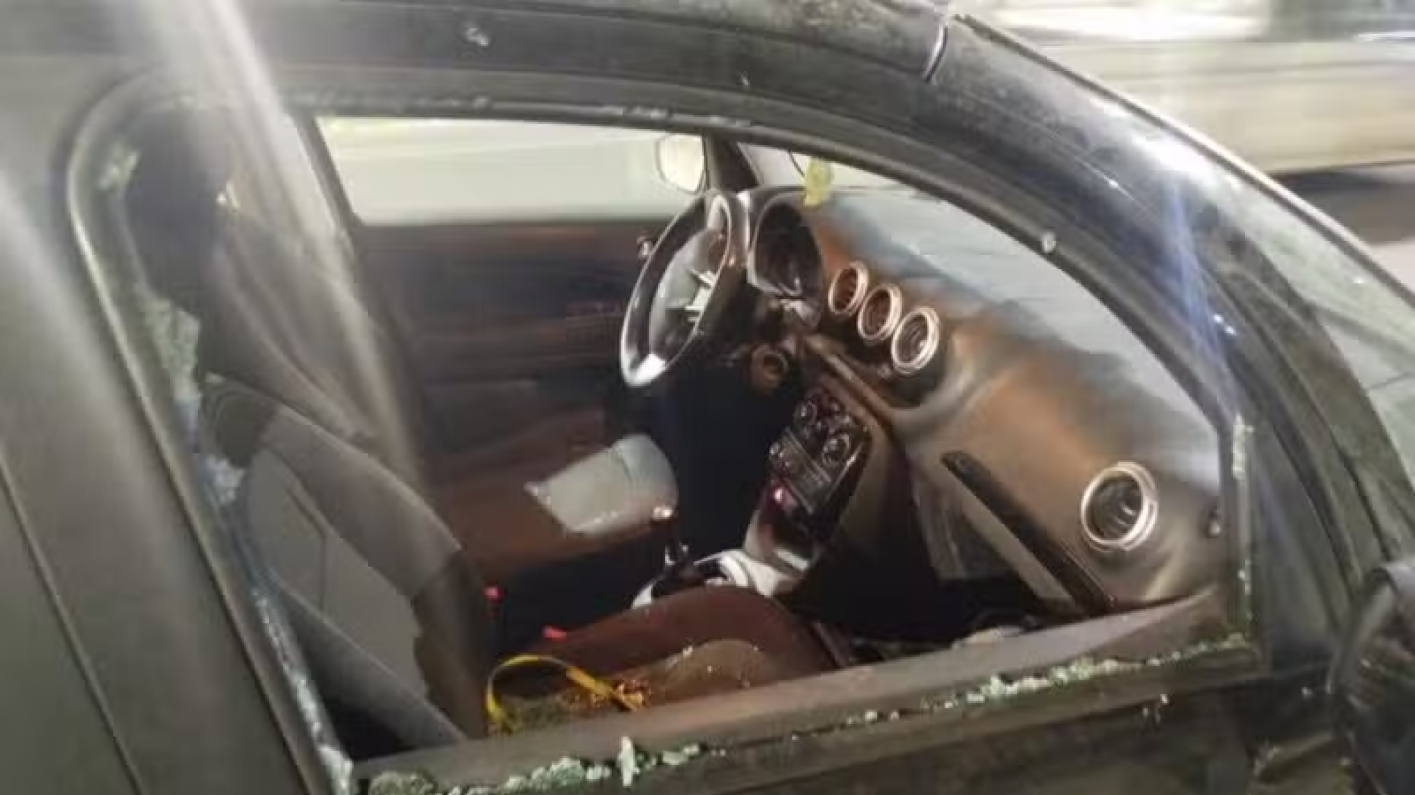 Motochorros asaltaron a una periodista en pleno centro de Rosario