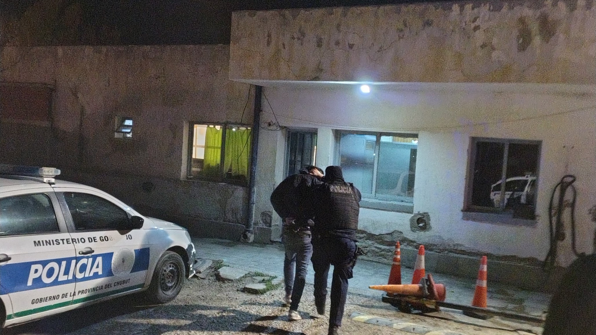 Detuvieron a un hombre tras robar en un auto