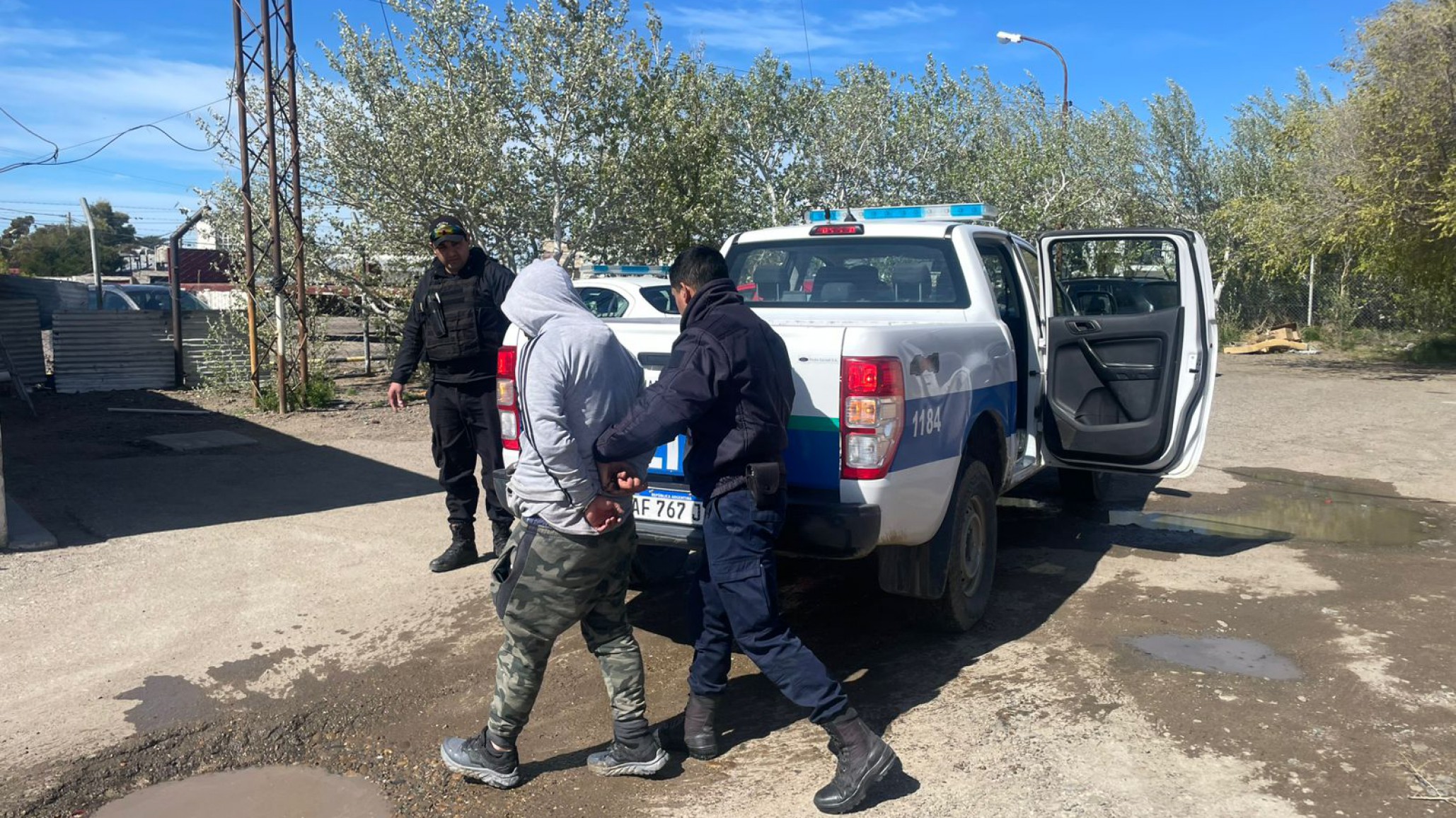 Robó y agredió a un hombre de 50 años: intentó escapar pero lo detuvieron