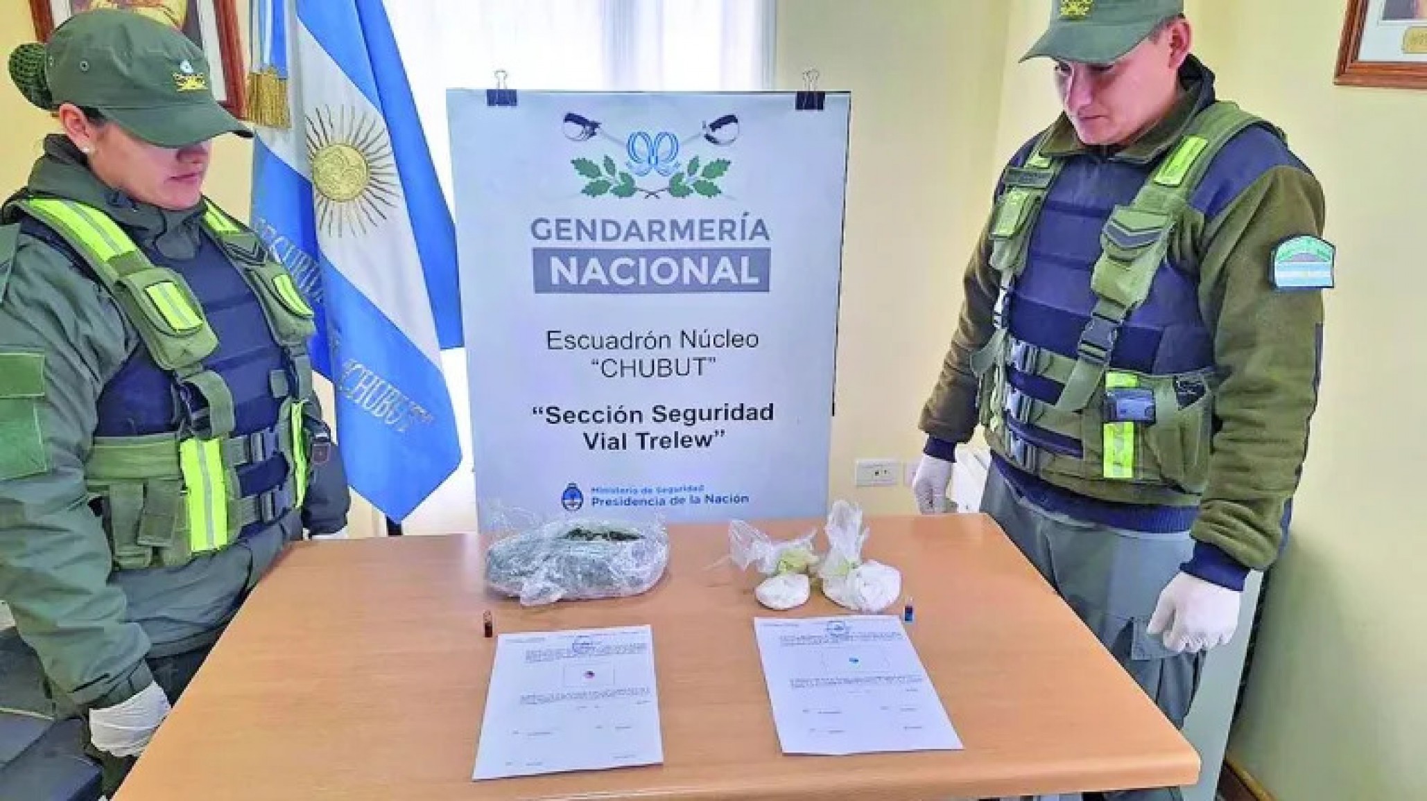 Detuvieron a un pasajero con drogas en un colectivo que viajaba hacia Comodoro