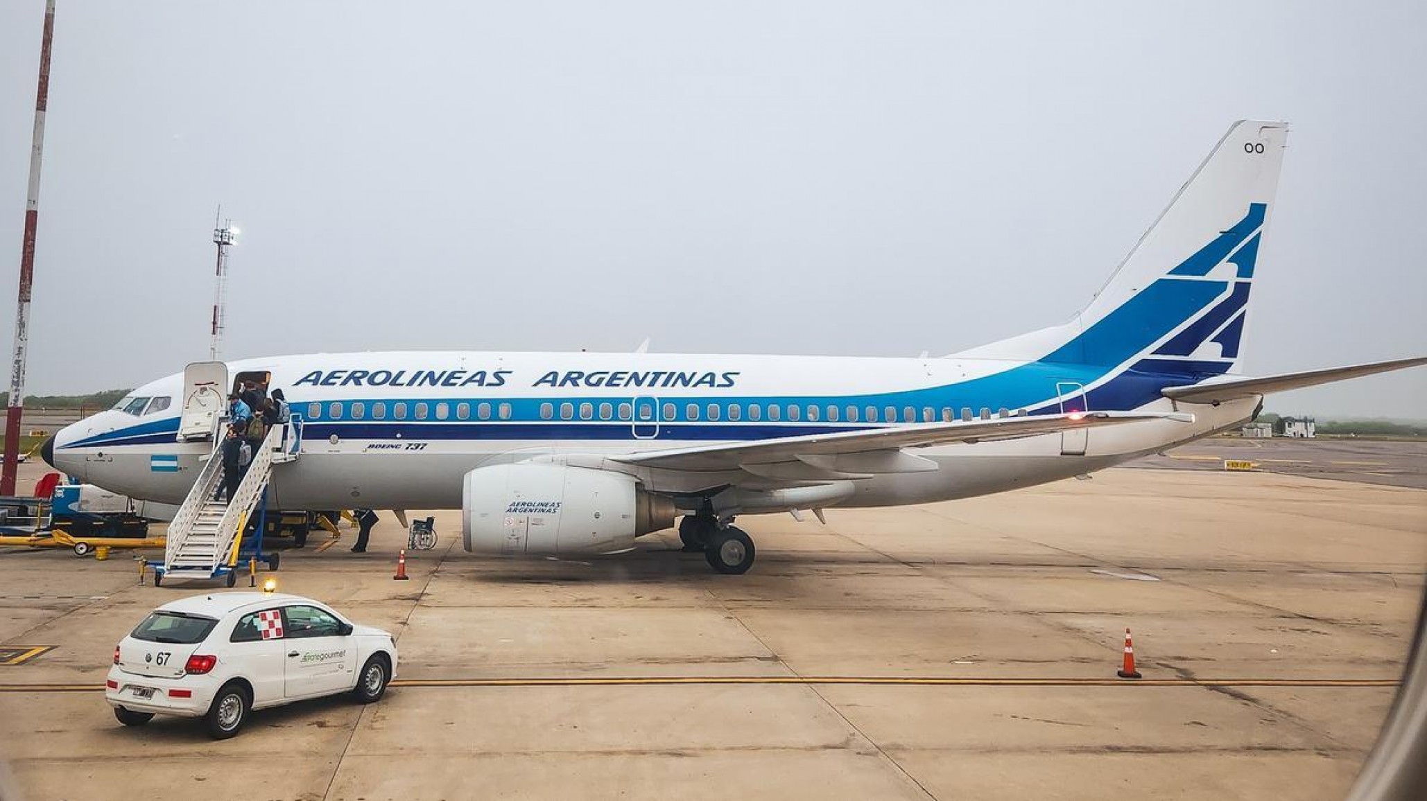 El Gobierno declaró sujeta a privatización a Aerolíneas Argentinas