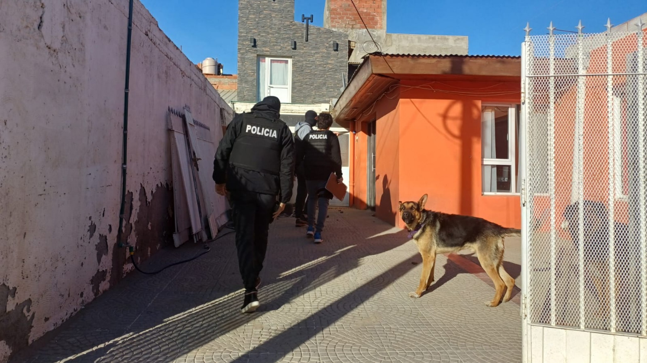 Robó y lo atraparon porque vendía los productos por marketplace