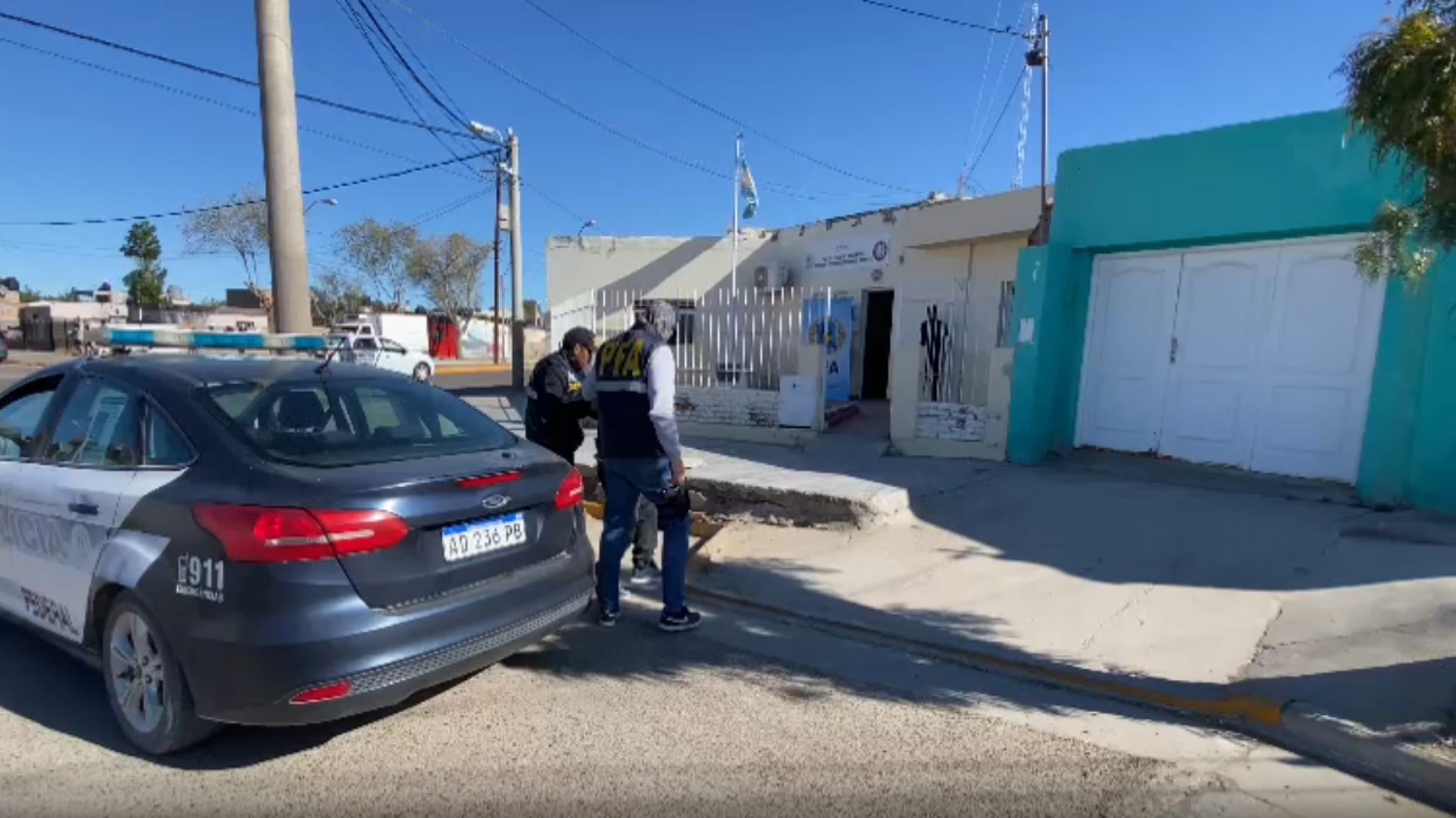 Desbaratan red internacional de narcotráfico: Hallaron 7 kilos de cocaína y detienen a 4 extranjeros