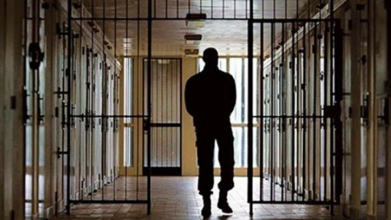 Mendoza prohíbirá los celulares en las cárceles y vuelve el sistema de visitas tradicional