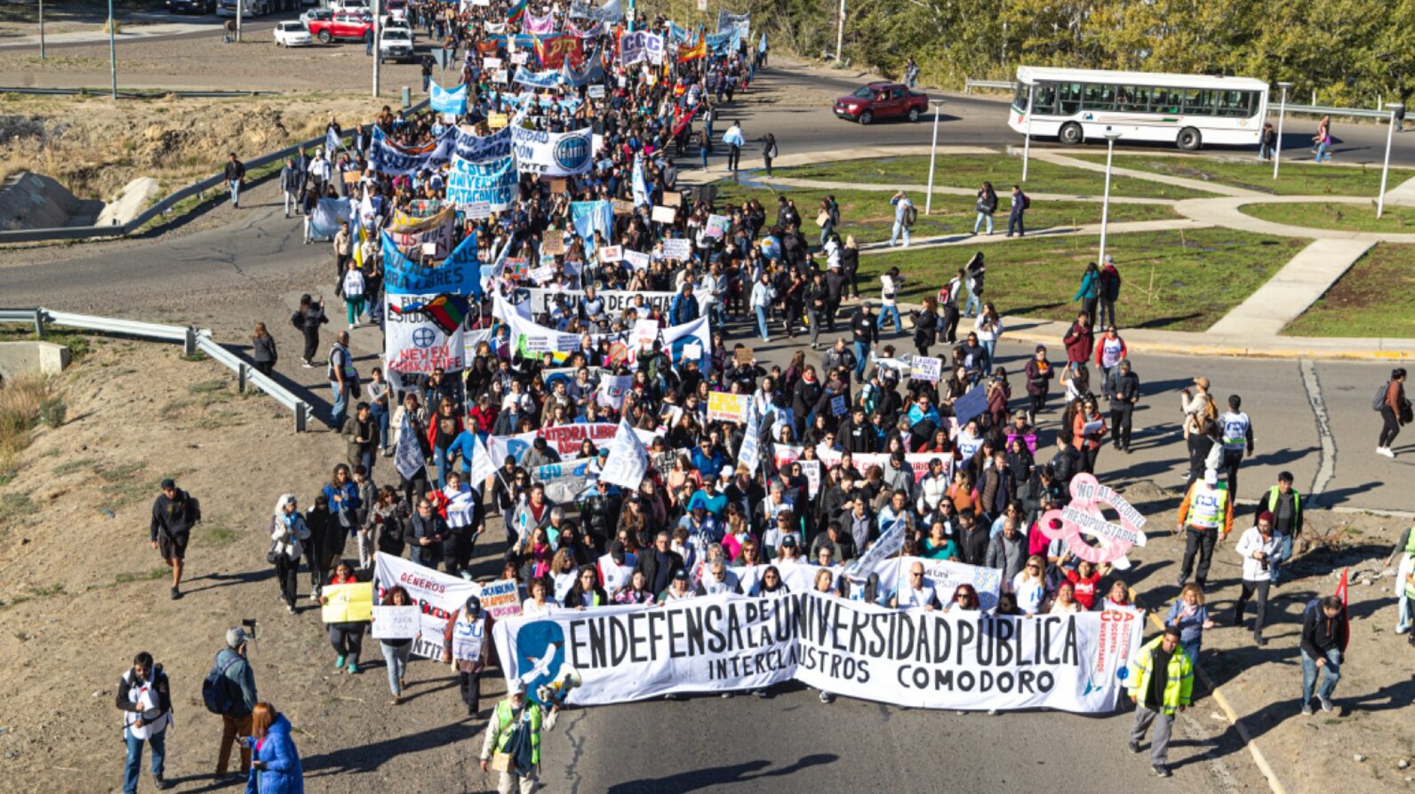 Laura Cárdenas: "La marcha de antorchas es una defensa de la educación pública y visibiliza el veto al financiamiento universitario"