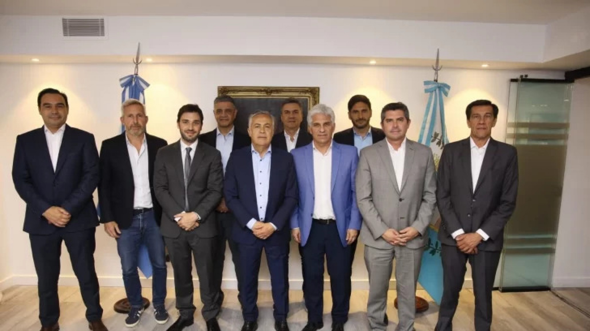 Torres y gobernadores de Juntos por el Cambio se reúnen con Milei por el presupuesto