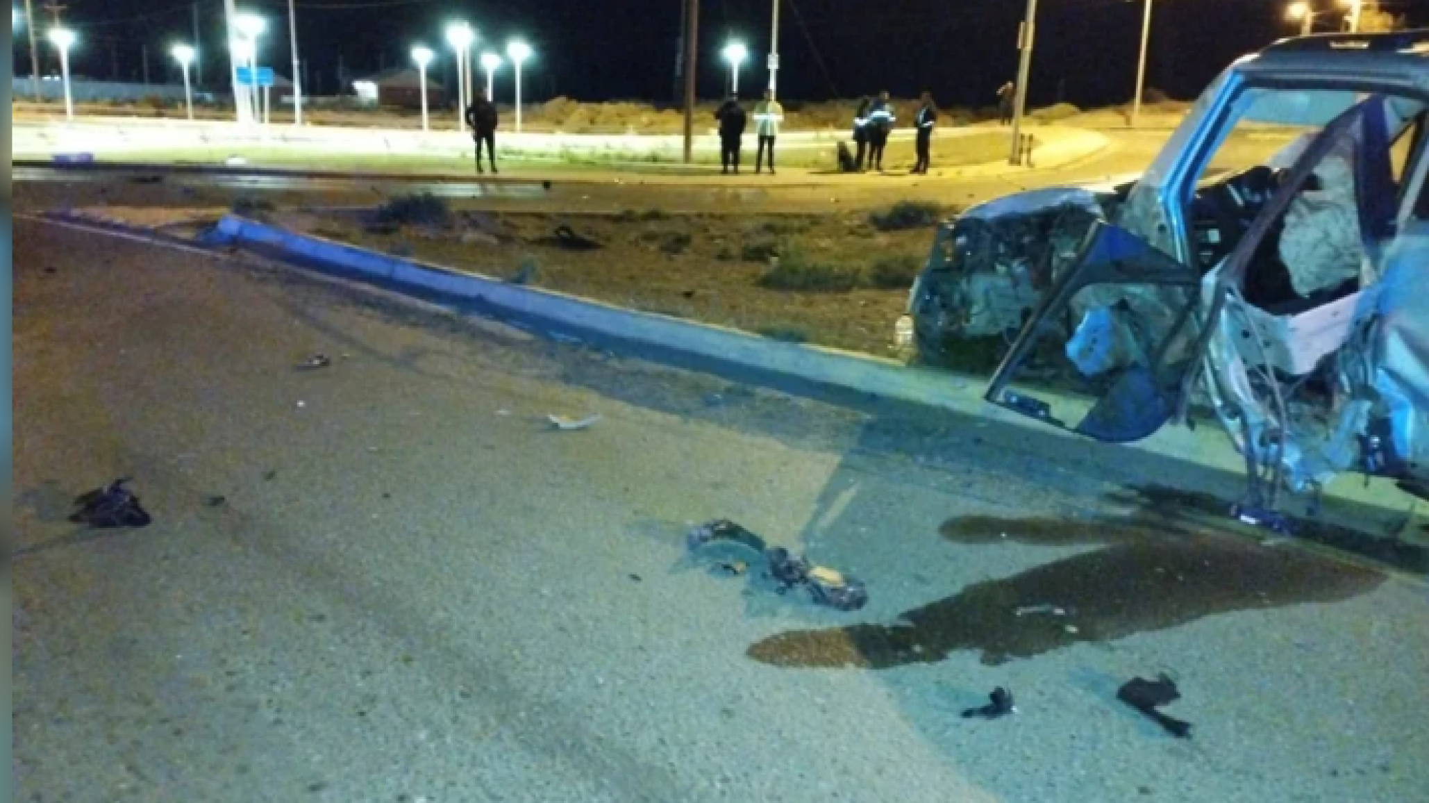 Accidente fatal: Un hombre falleció tras chocar contra un poste y salir despedido del vehículo