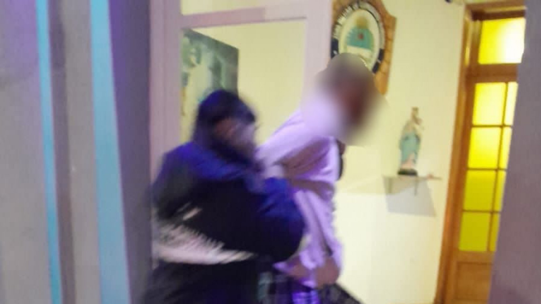 Lo detuvieron por causar disturbios en una estación de servicio