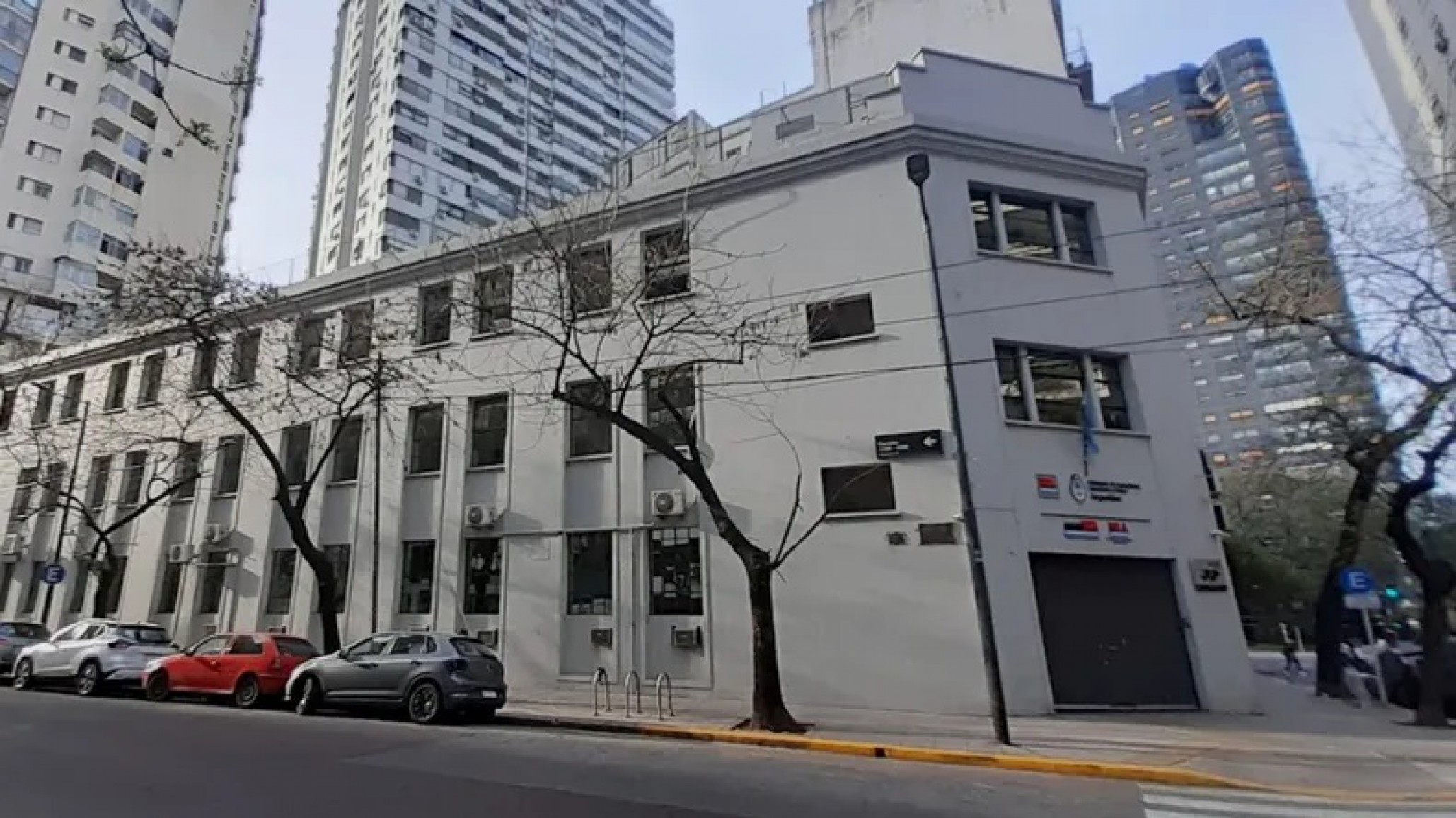 El Gobierno subastará más de 400 inmuebles para reducir gastos