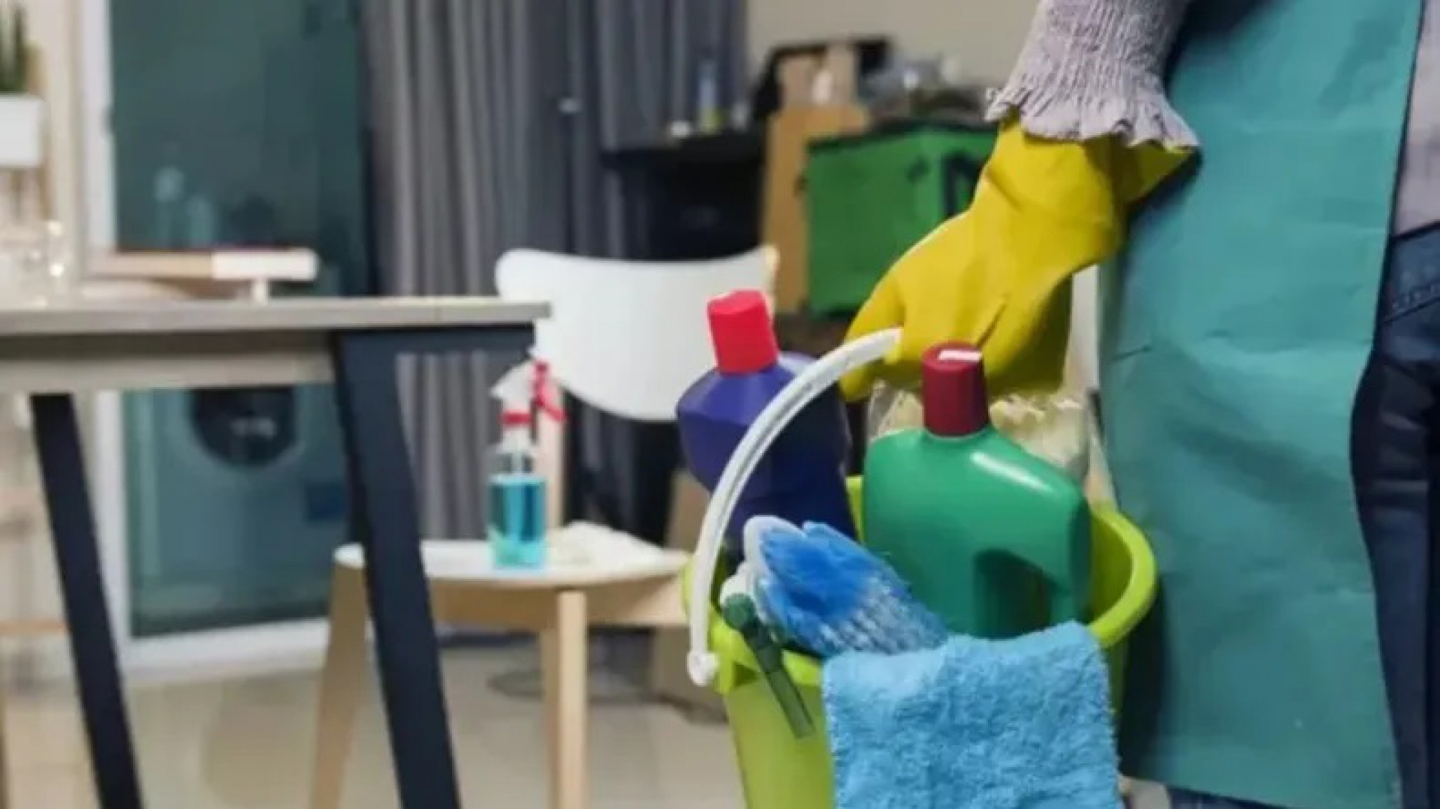 Buenas noticias para las empleadas domésticas: aumentos salariales y digitalización de recibos