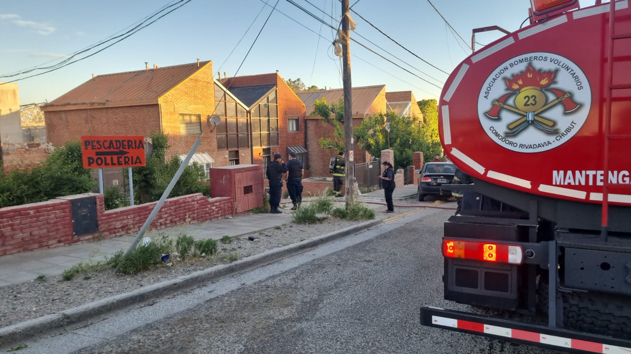 Se incendió el depósito de supermercado