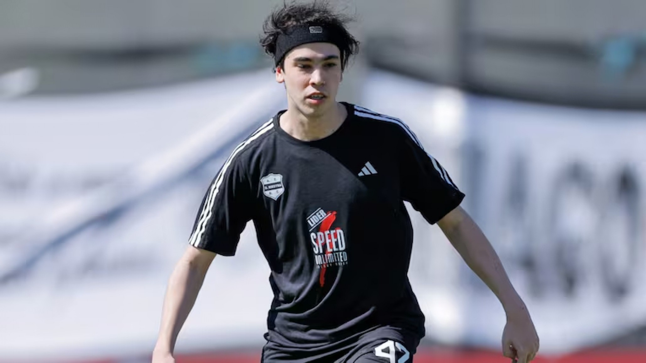 Tras el debut del streamer Spreen contra Vélez, la AFA investigará a Deportivo Riestra