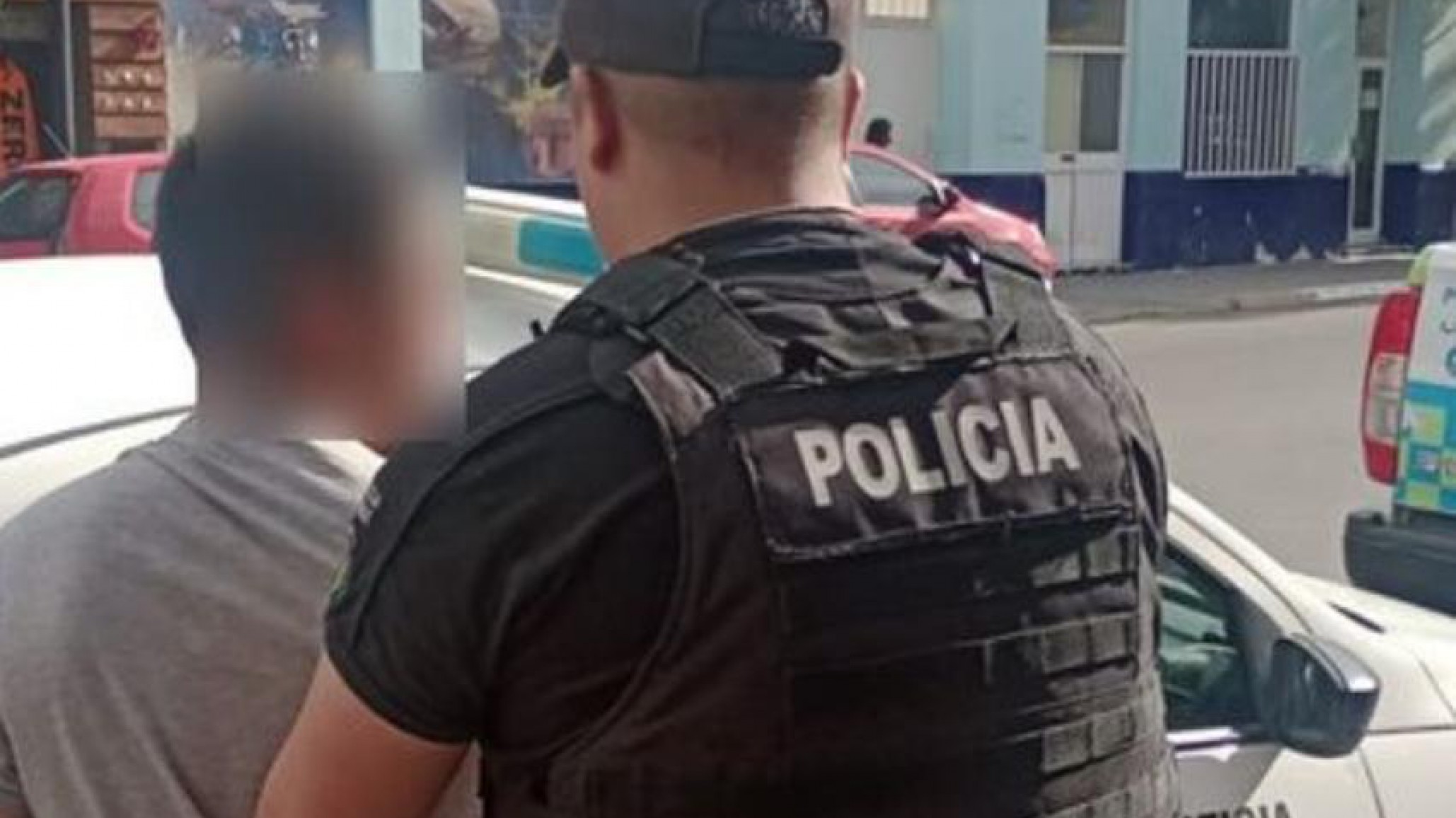 Lo detuvieron por robar un local de ropa para niños