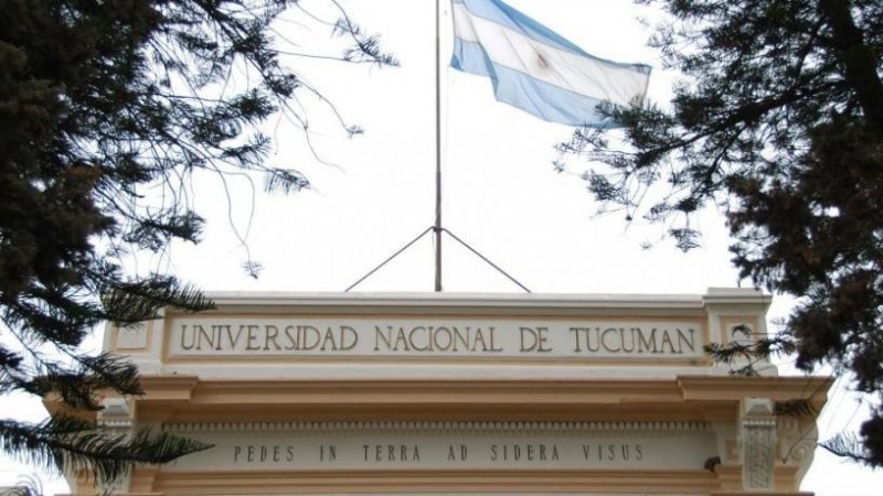 Docente acusado de pedir favores sexuales para aprobar los parciales