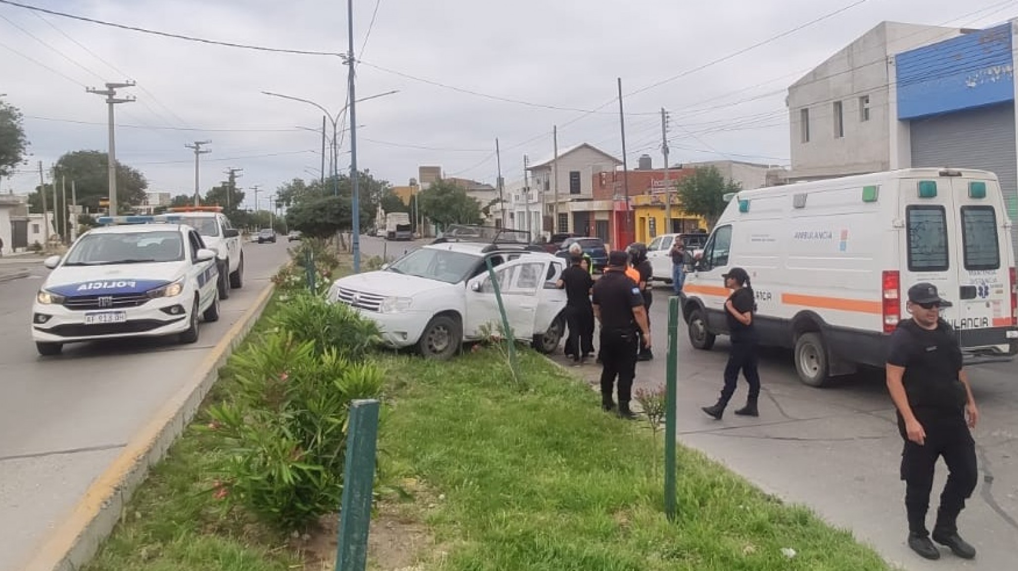 Dos niñas de 7 y 15 años lesionadas tras un accidente en Av. Estados Unidos
