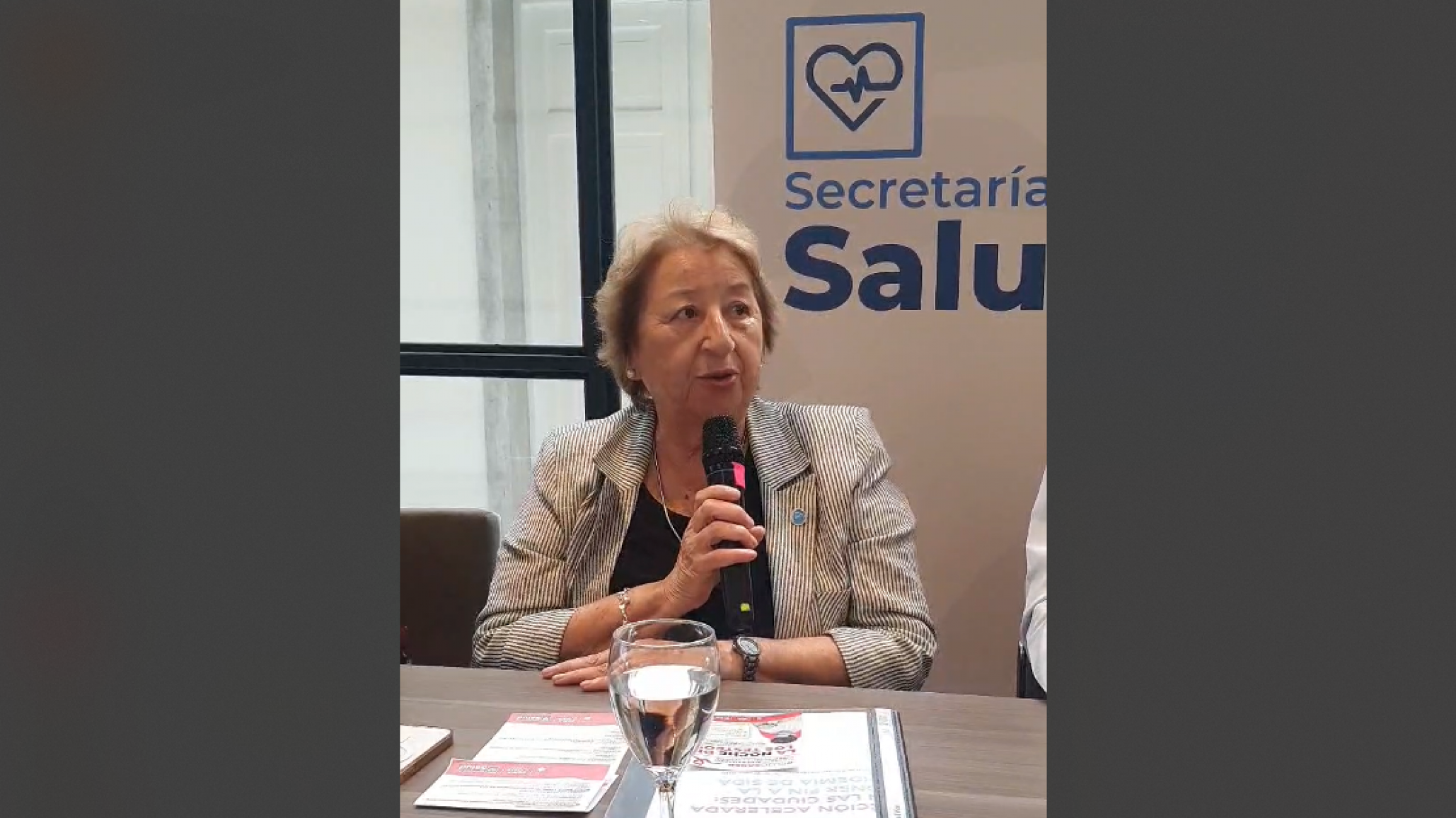 Lidia Blanco: "La universidad se suma a la lucha contra el SIDA con 45 voluntarios"