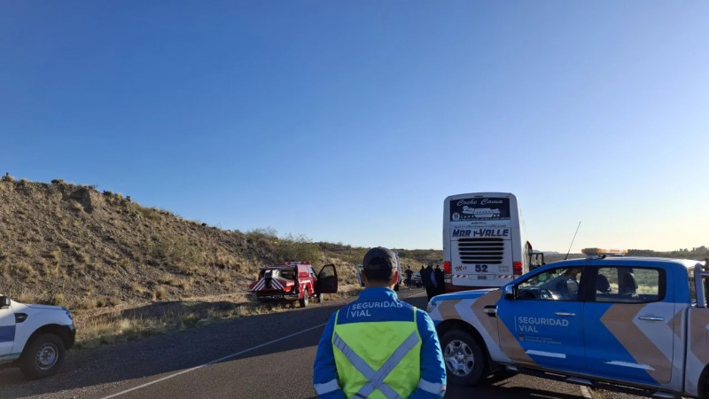 Terrible choque frontal dejó cuatro heridos graves