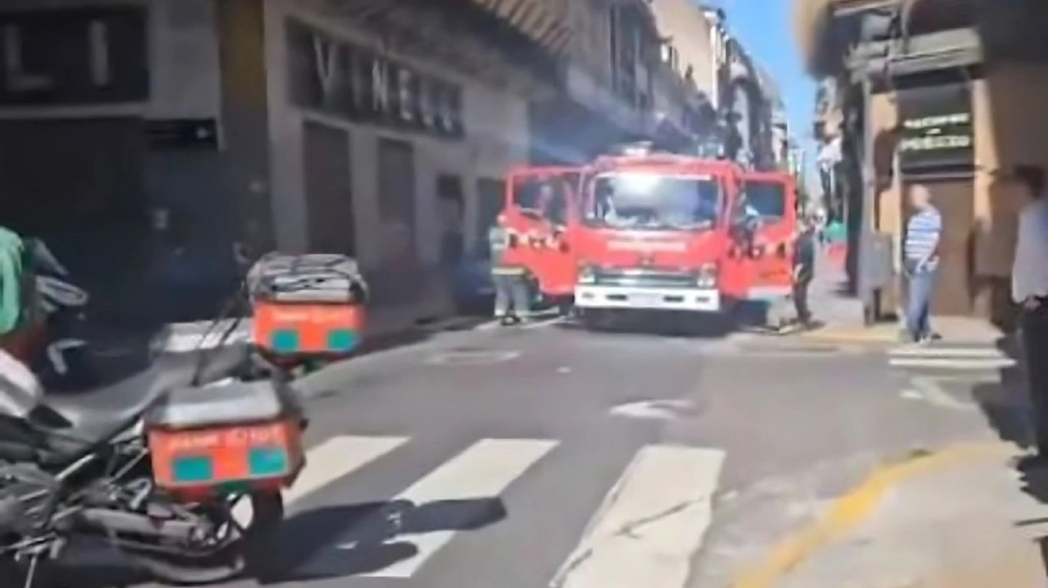 Explotó un termotanque tras una falla y dejó al menos siete personas heridas