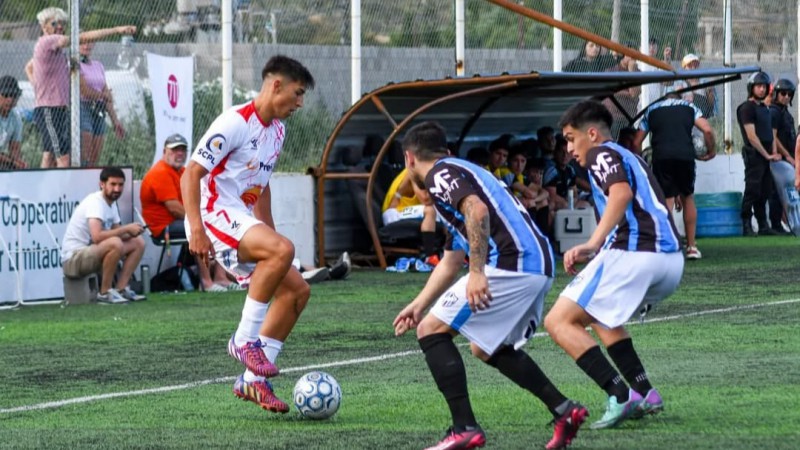 Saavedra avanza a la final pese al triunfo de Huracán
