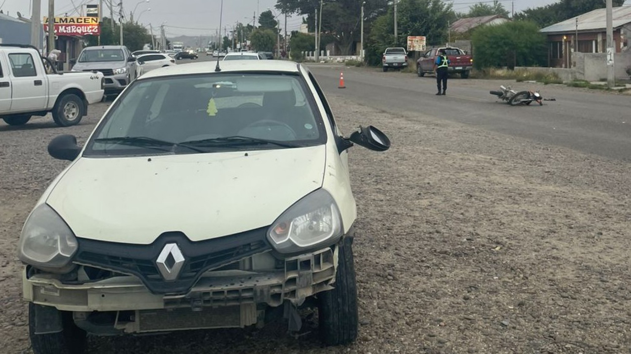 Un accidente en Km.8 dejó a un motociclista con una lesión en la pierna
