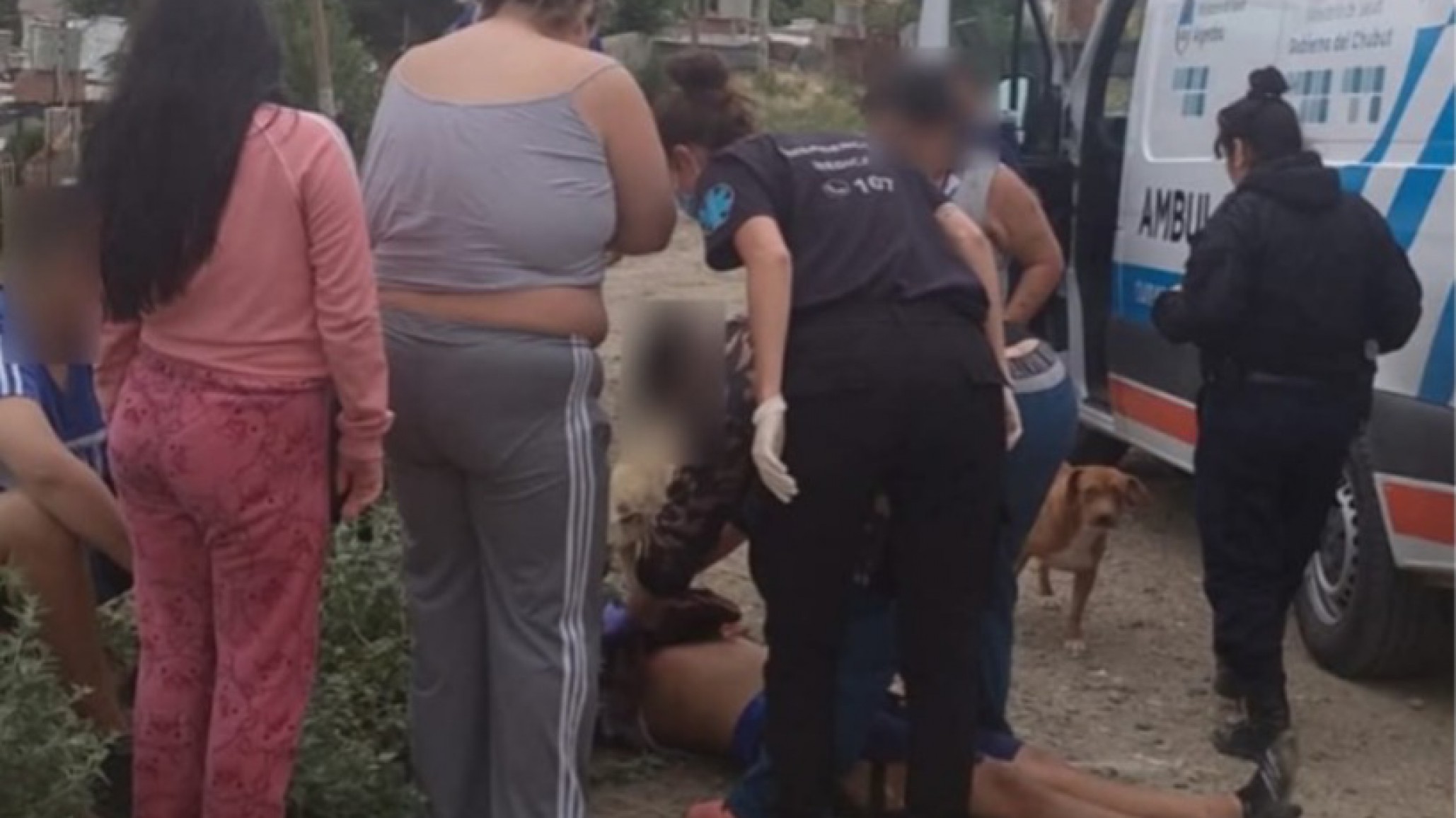 Dos hermanos intentaron robar una vivienda y uno terminó apuñalado en el tórax