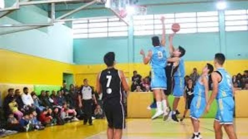 Comenzó la definición del básquet local