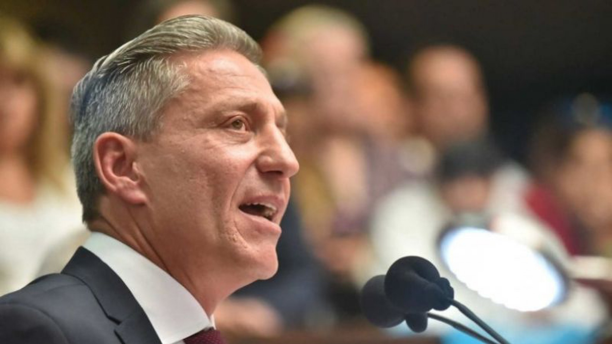 Arcioni presidió el acto central por el 80º aniversario de la Asociación de Bomberos Voluntarios