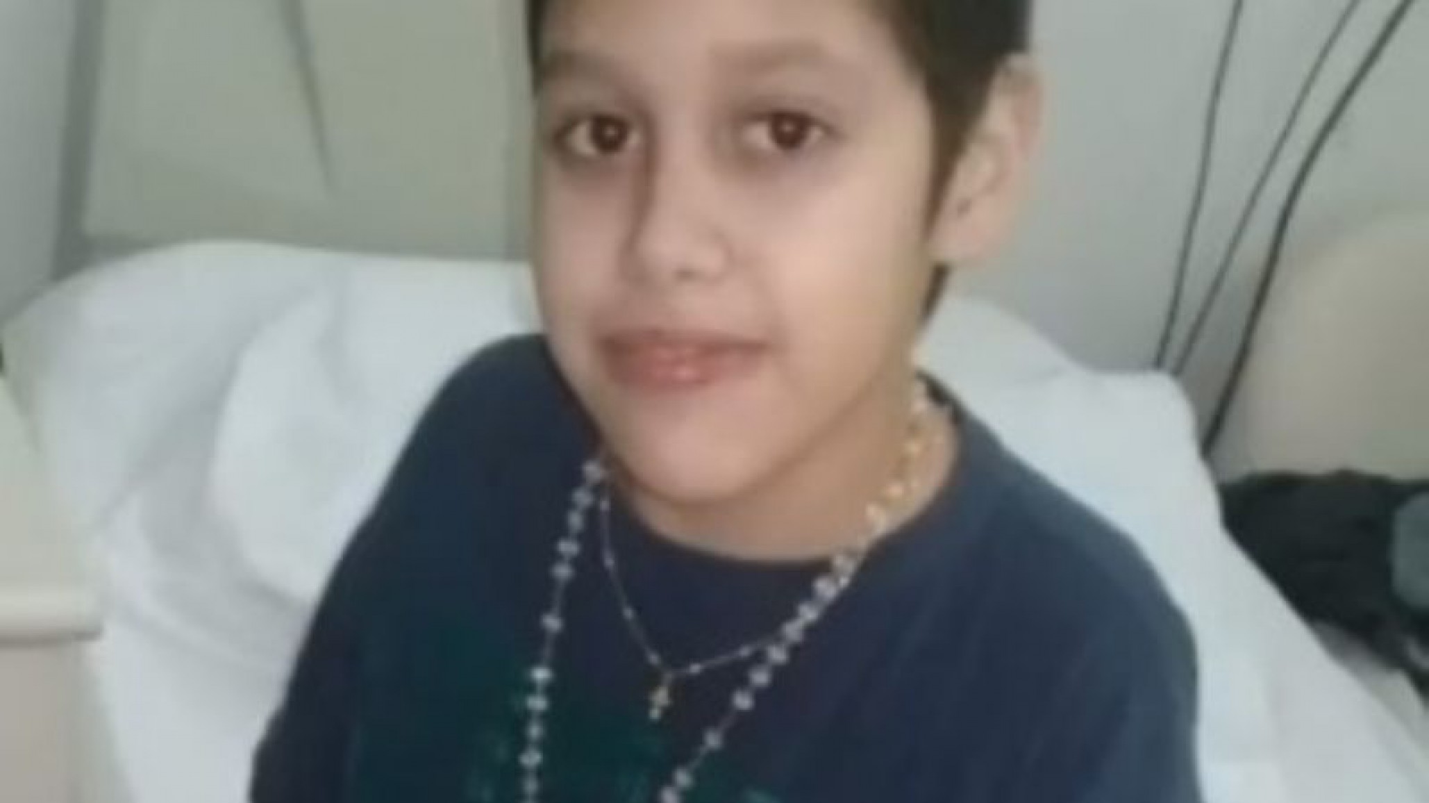 Axel debe ser intervenido por un tumor cerebral: se realizará un mate bingo para juntar fondos