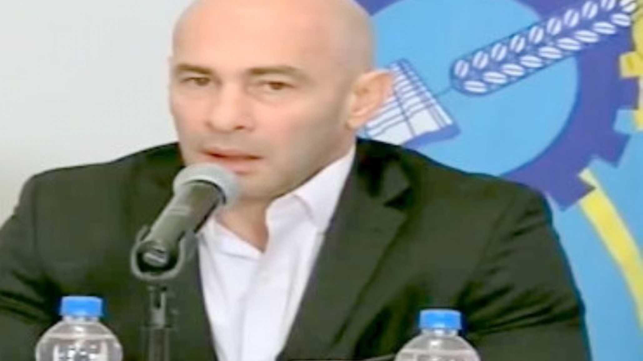 Massoni: “Se van a realizar los descuentos de ley por el paro”, suspendieron horas extraordinarias