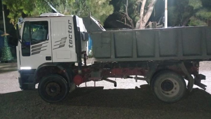 Viajaba a Comodoro: dijo que llevaba una mudanza, pero transportaba 2.000 kilos de cobre