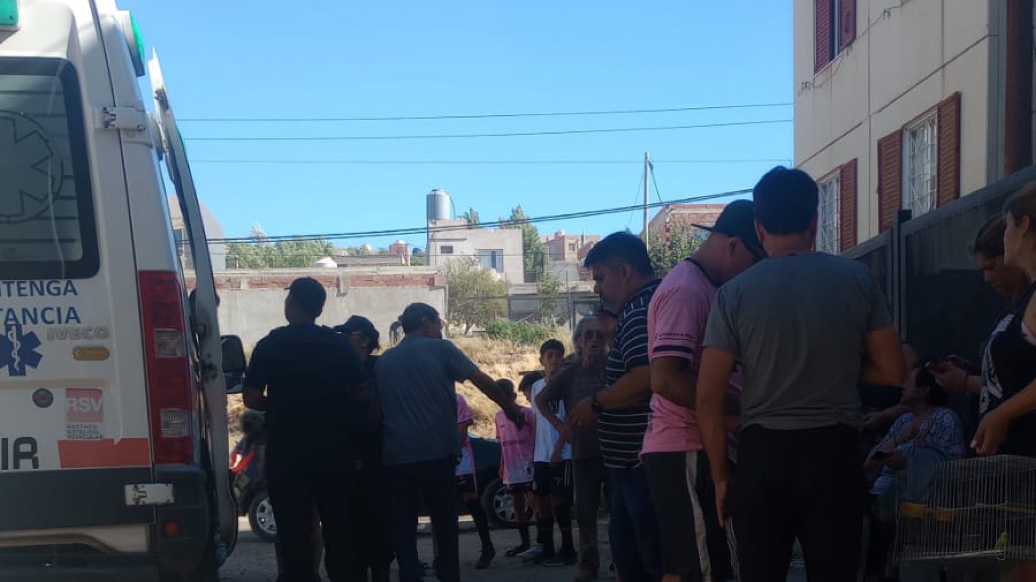 Principio de incendio en las 1008 viviendas: evacuaron a los vecinos