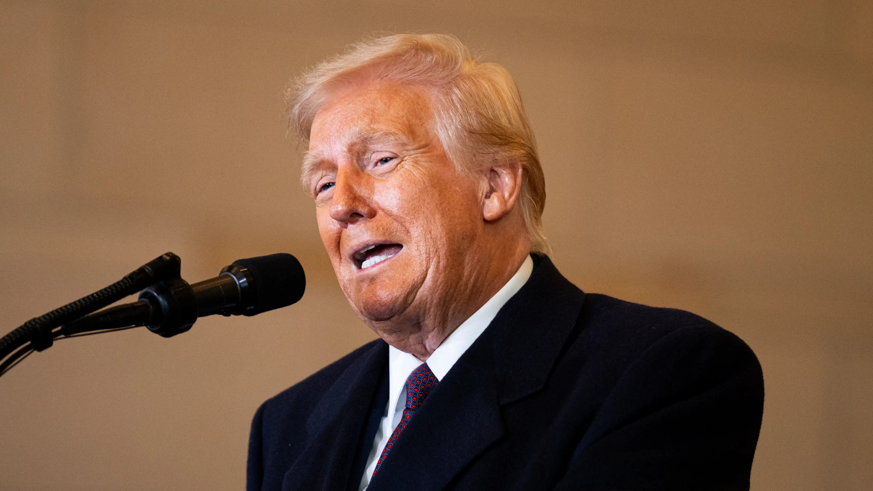 Donald Trump culpó al cierre de gobierno y exigió "terminar el filibuster" tras perder Virginia y Nueva Jersey