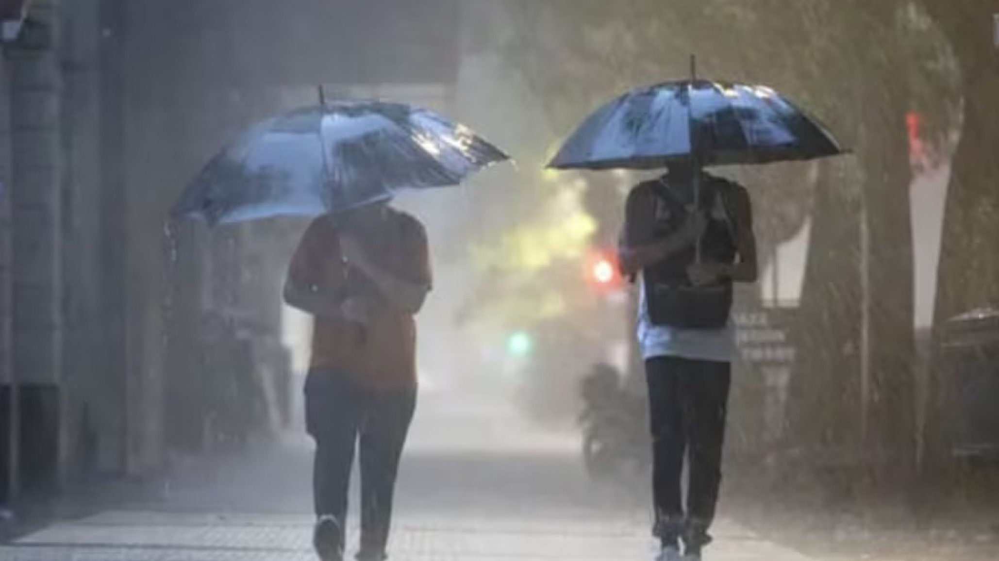 Domingo de tormentas y vientos intensos en un sector de Chubut