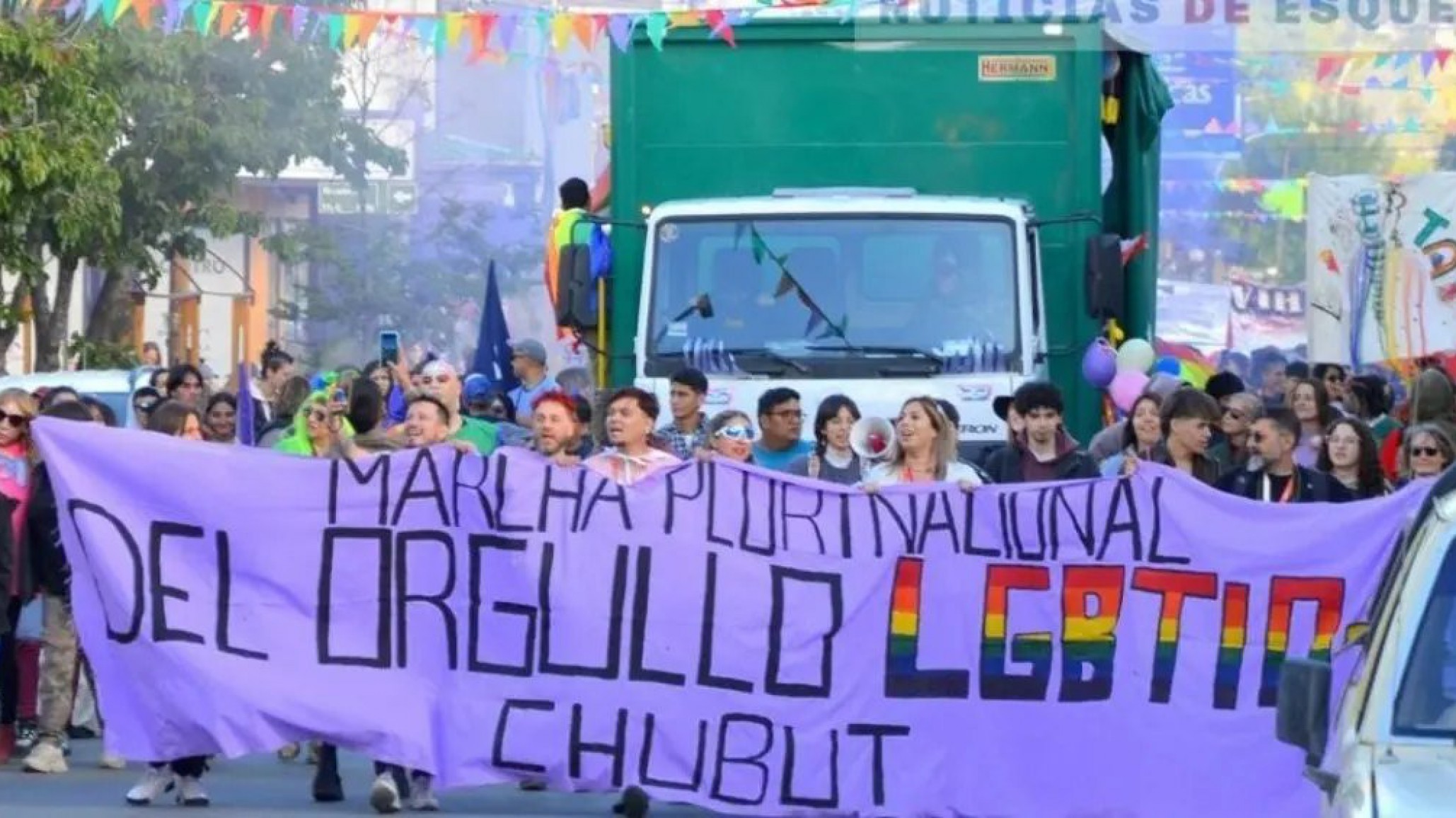 Chubut marcha en defensa de los derechos conquistados y contra los discursos de odio