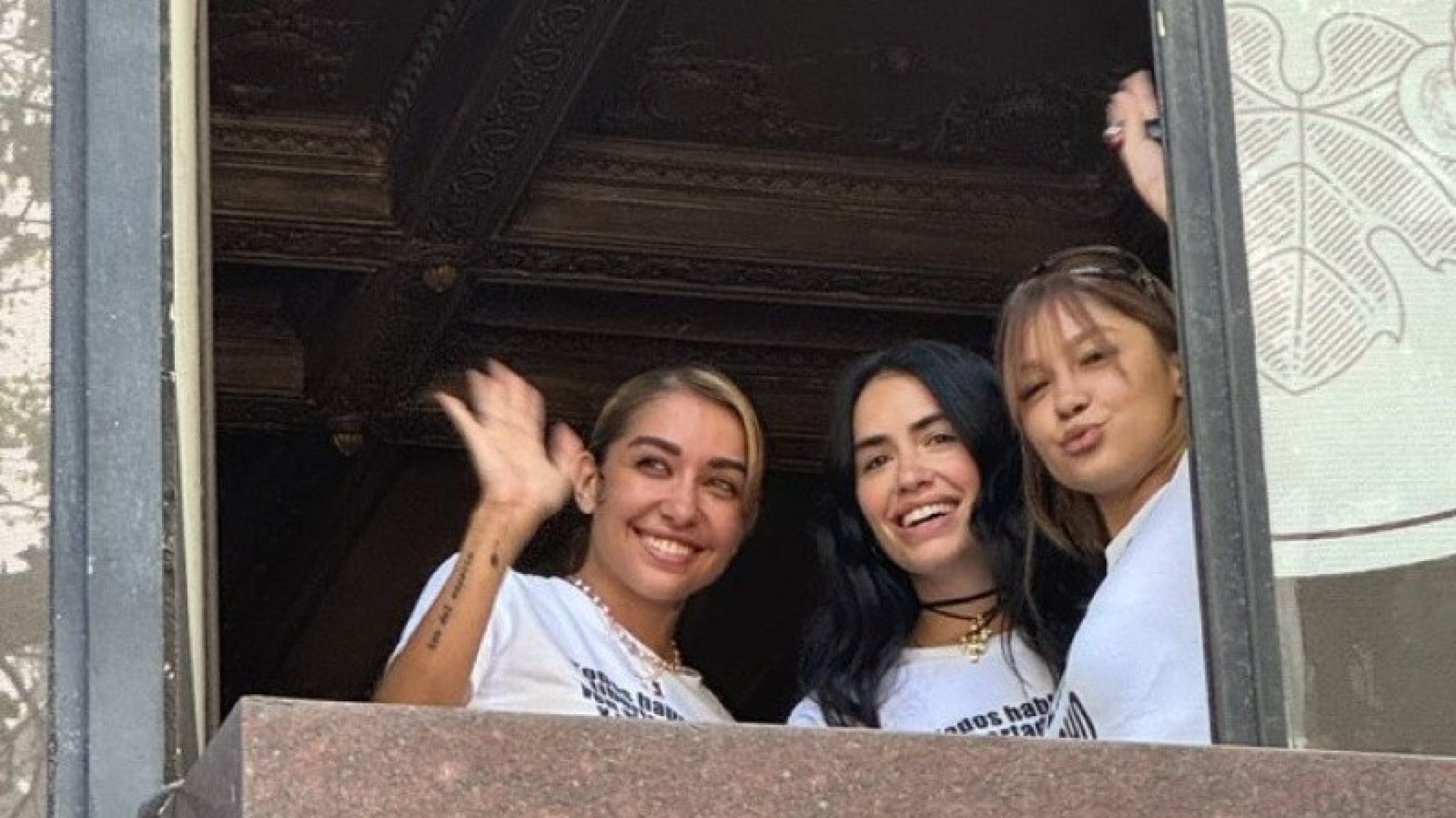 Lali Espósito y María Becerra dijeron presente en la Marcha Federal del Orgullo