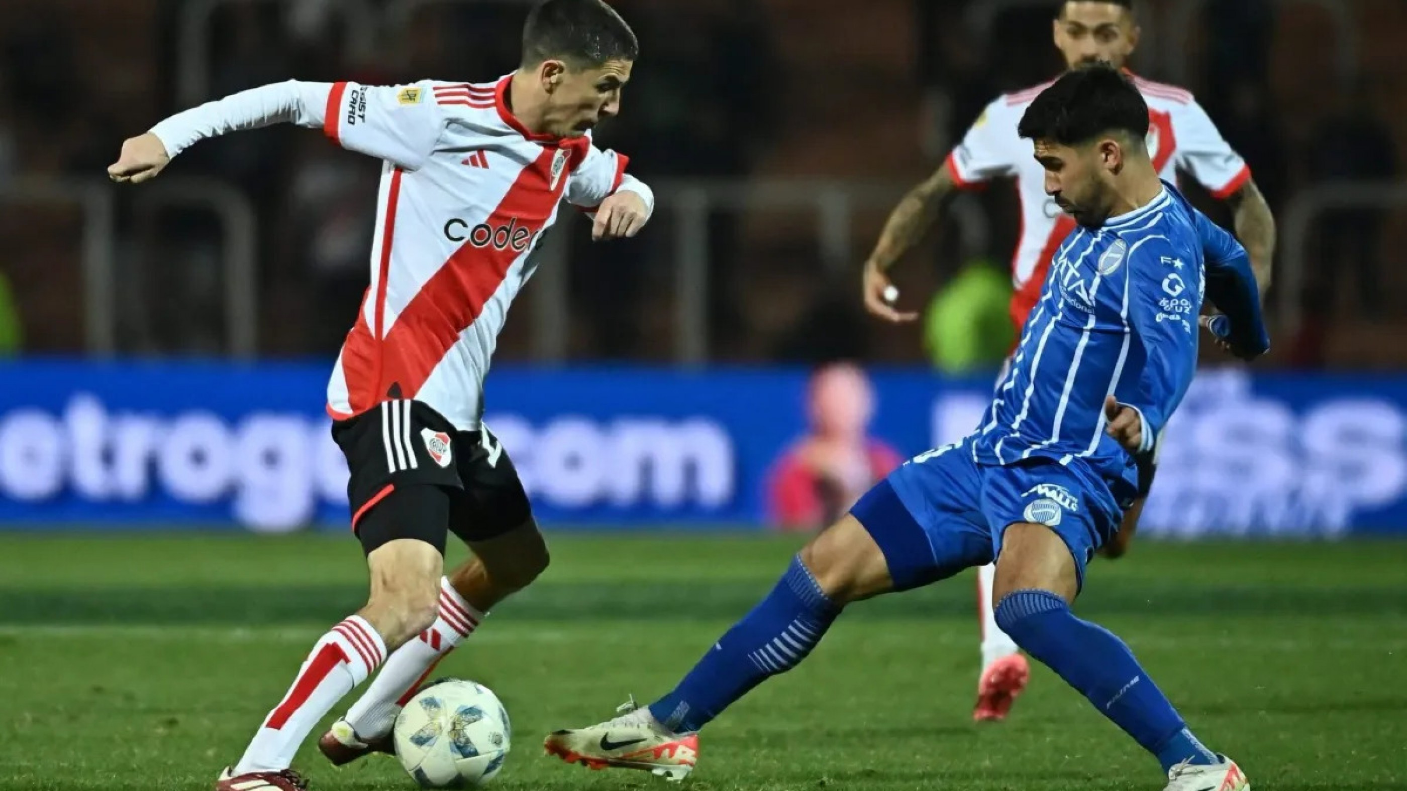 River visita a Godoy Cruz por el Torneo Apertura