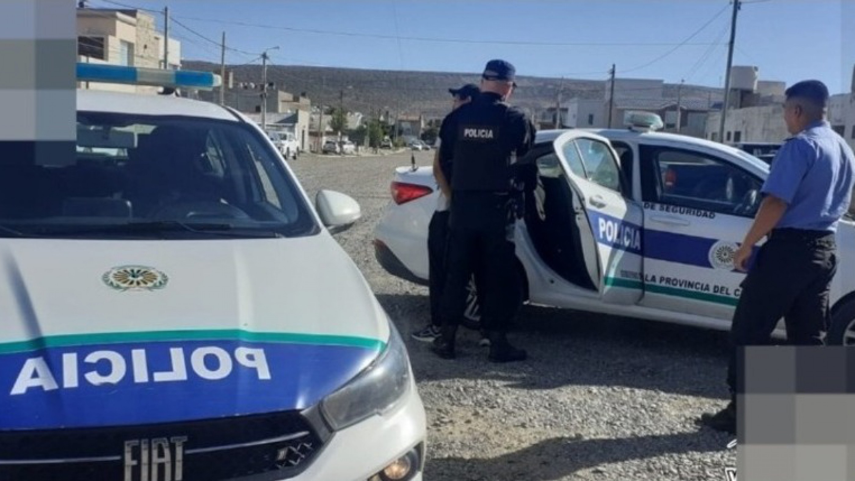 Destrozos y detención en Rada Tilly: un hombre rompió los vidrios de una vivienda