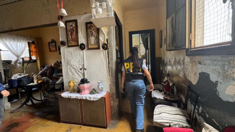 Desalojaron a un grupo de personas que ocupaban el ex Hotel Marcone: la causa