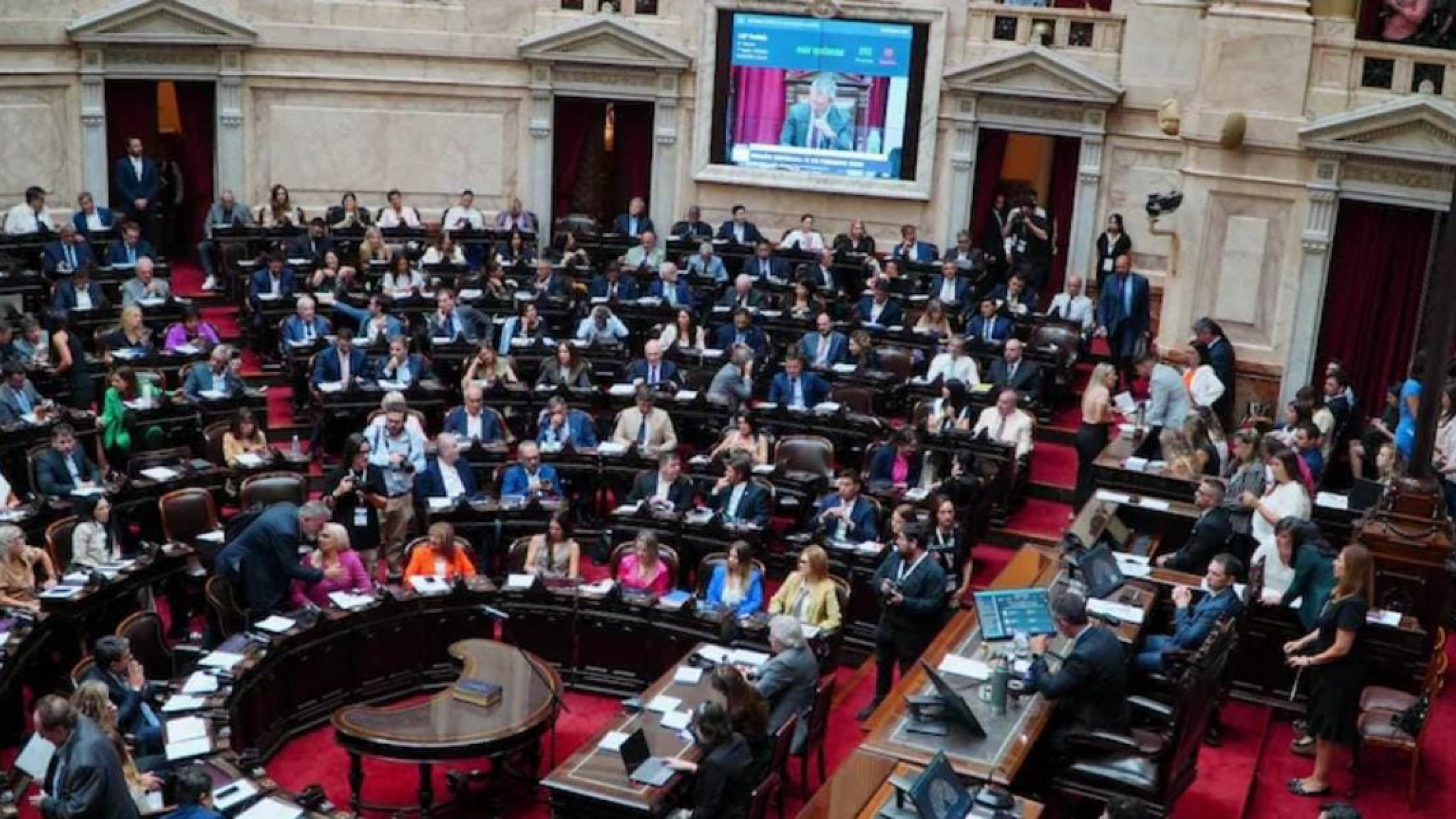 La oposición pide juicio político a Milei por presunta defraudación con la criptomoneda Libra