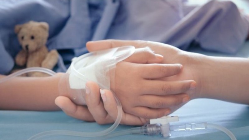 La tía del niño atropellado pide ayuda: el pequeño está con fractura de cráneo y necesita pañales y otros insumos