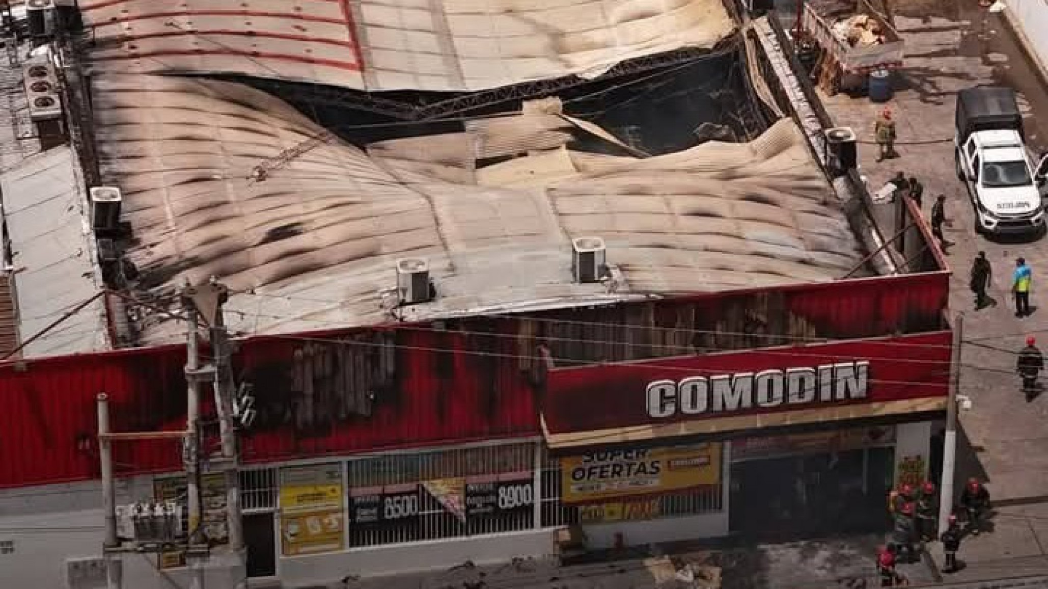 Incendio fatal en un supermercado de Jujuy: CInco muertos, entre ellos una niña y 33 heridos