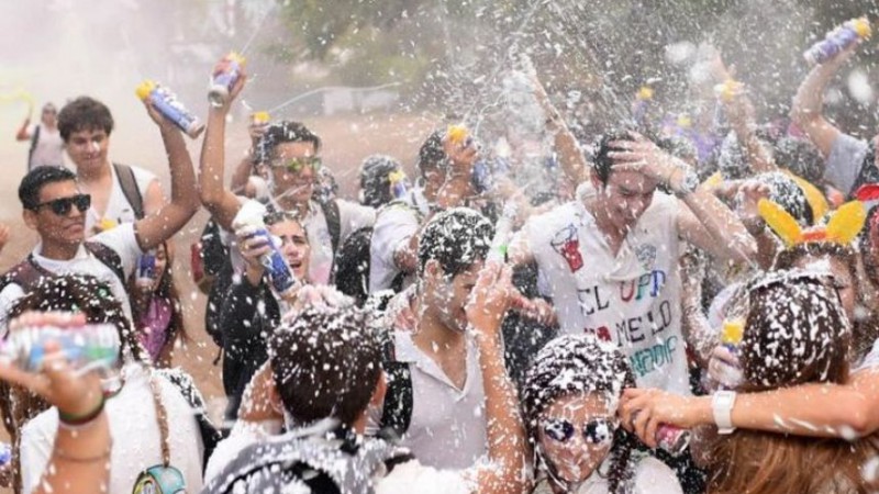 Un grupo de jóvenes causó destrozos en un local de Playa Unión durante los festejos del UPD
