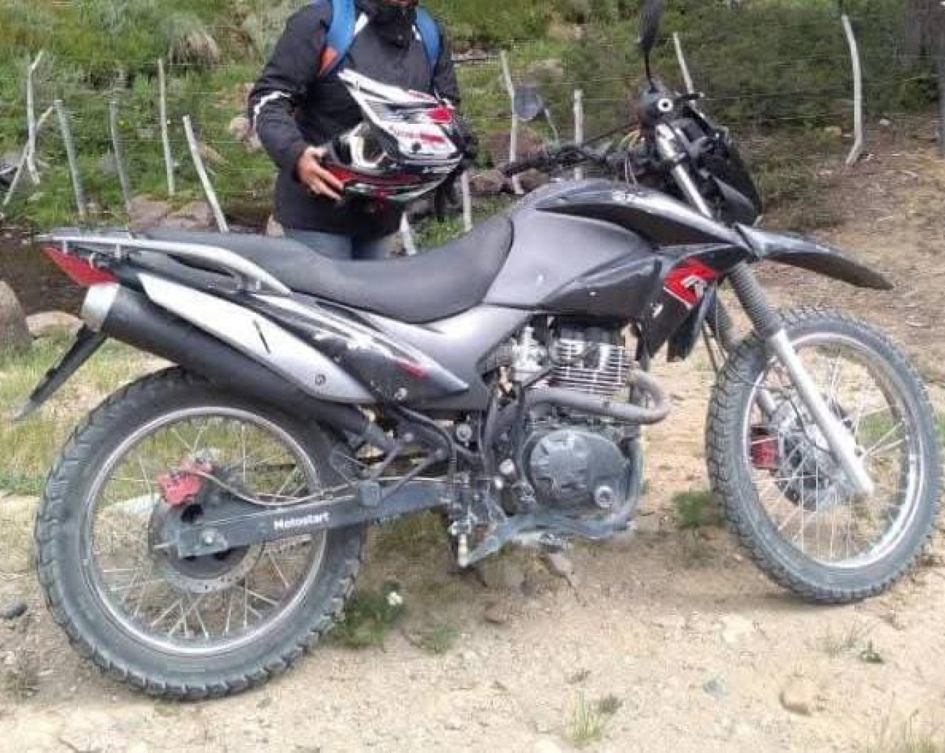 Le robaron la moto a una vecina de Esquel: "Es mi medio de transporte, me costó mucho tenerla"