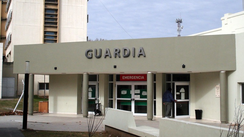 Un preso fingió tener una cucaracha en el oído y aprovechó el traslado para fugarse