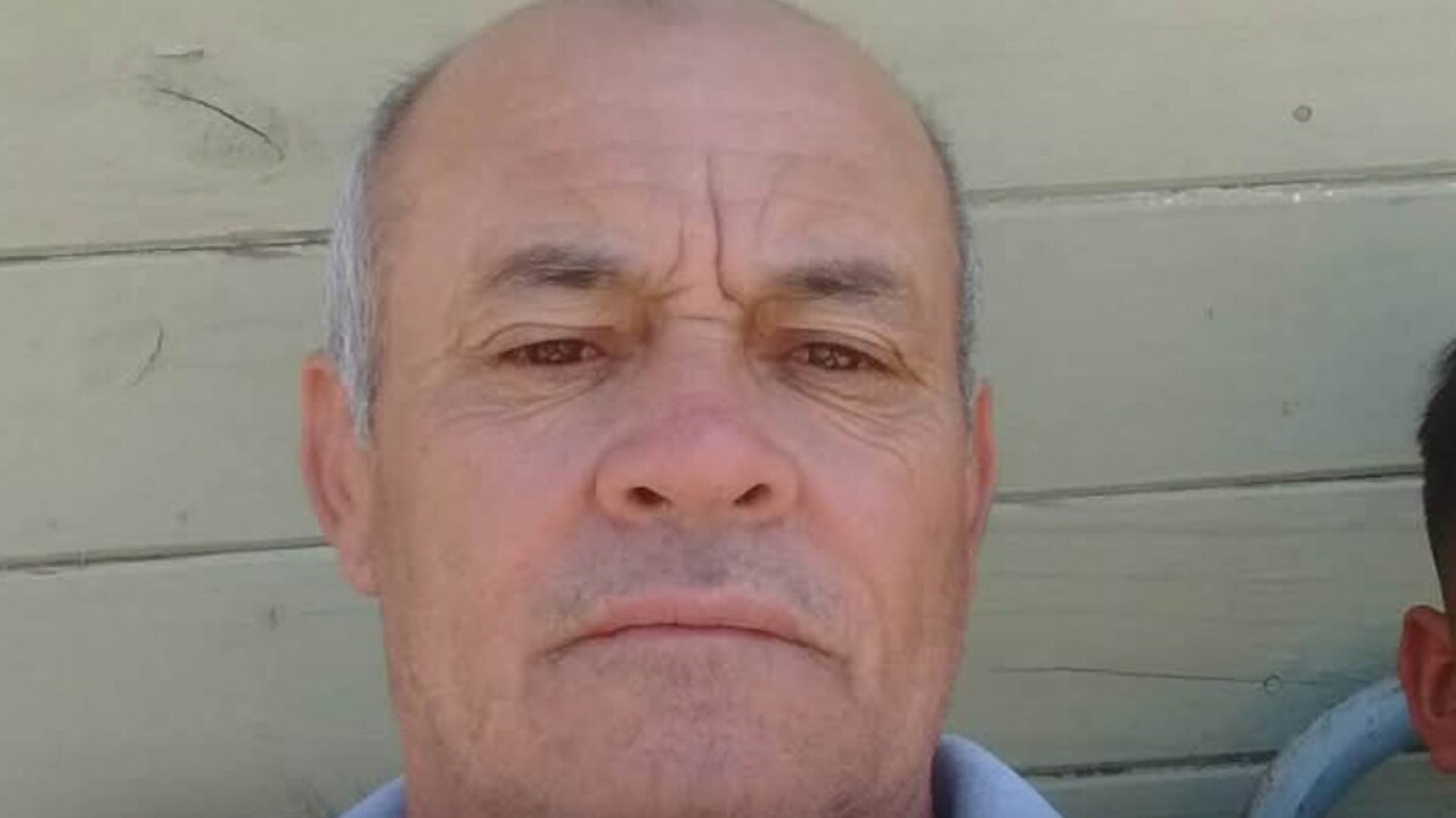 Un pastor está prófugo tras ser acusado de abusar sexualmente de sus nietas