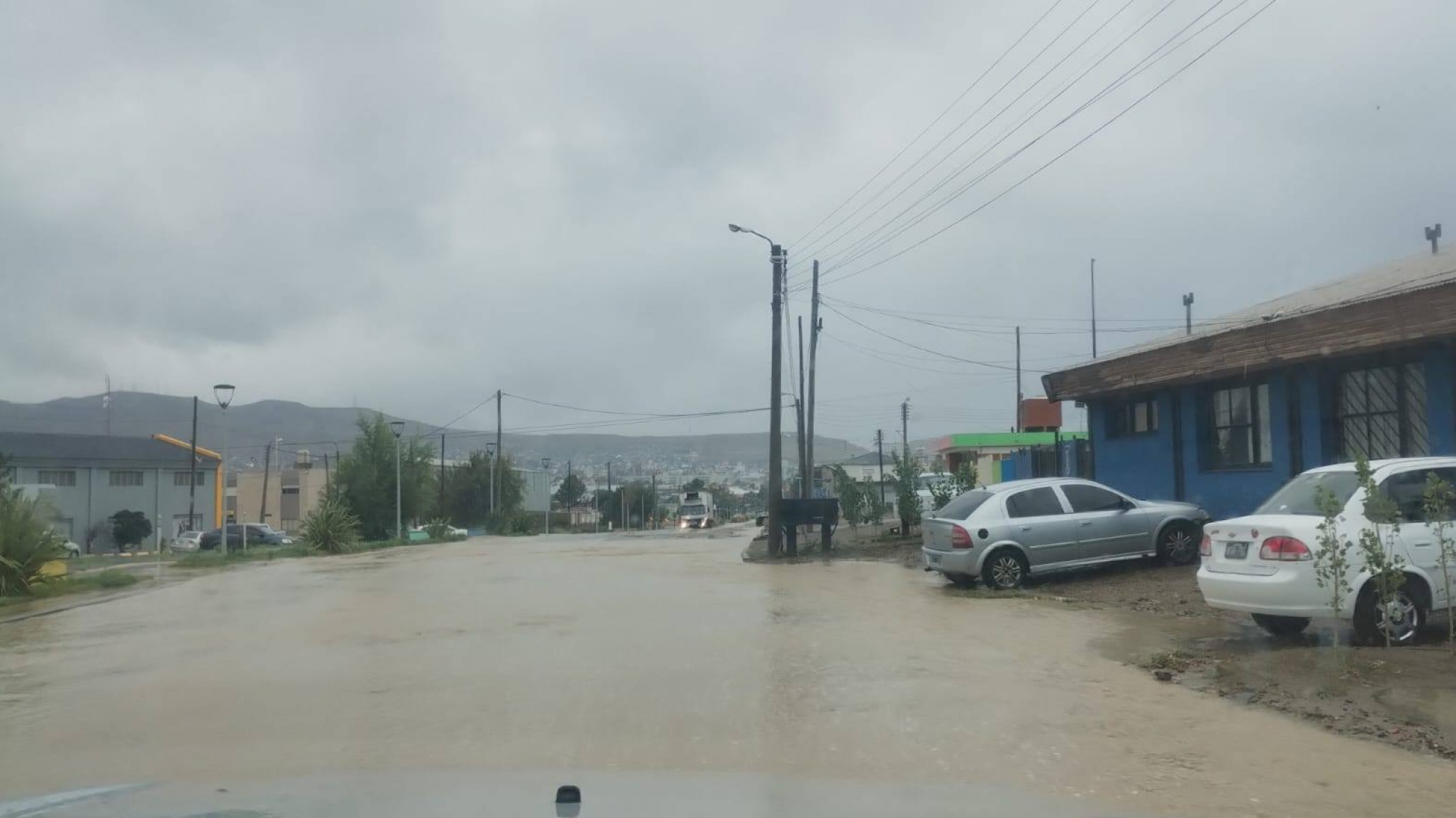 La vecinal del Stella Maris mostró al barrio afectado por la lluvia y pidió al sector político: "Dejar de lado las diferencias y armar un plan"